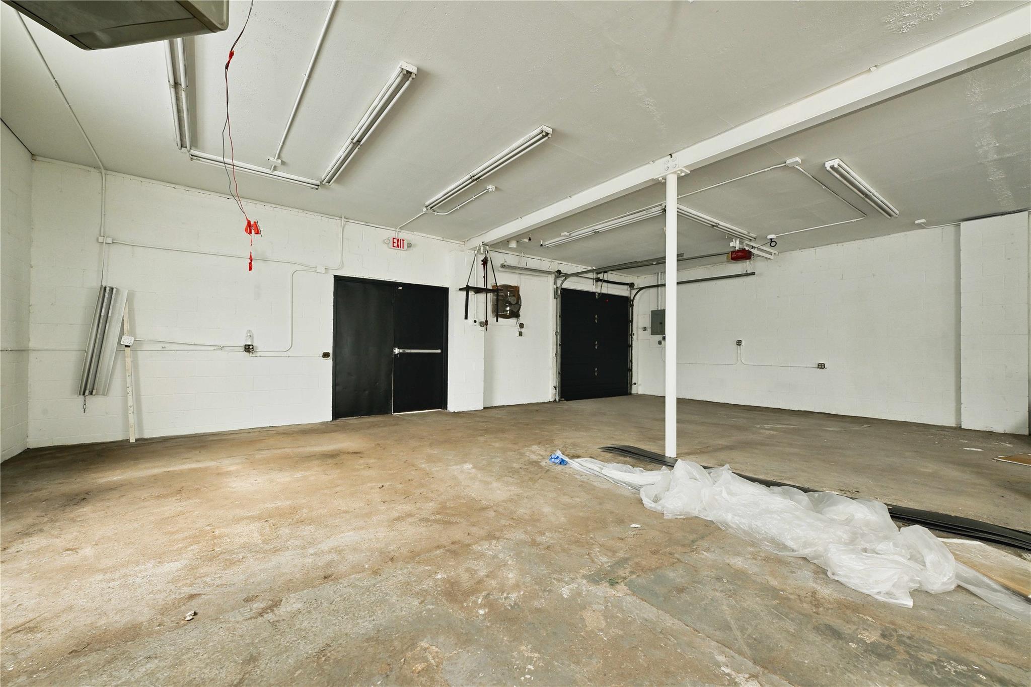 88 S Bayles Avenue Property Photo 18