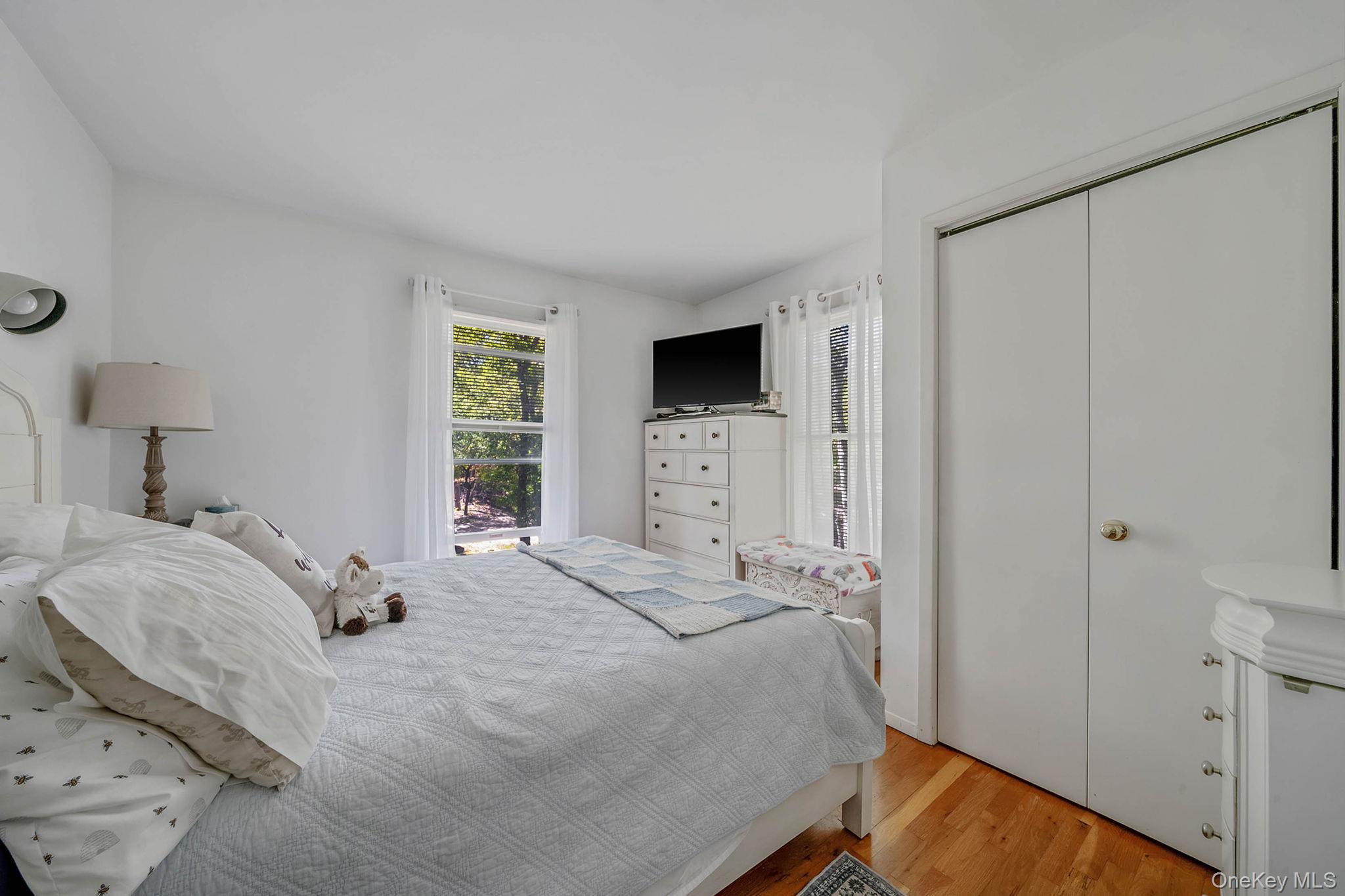 28 Huntting Road Property Photo 7