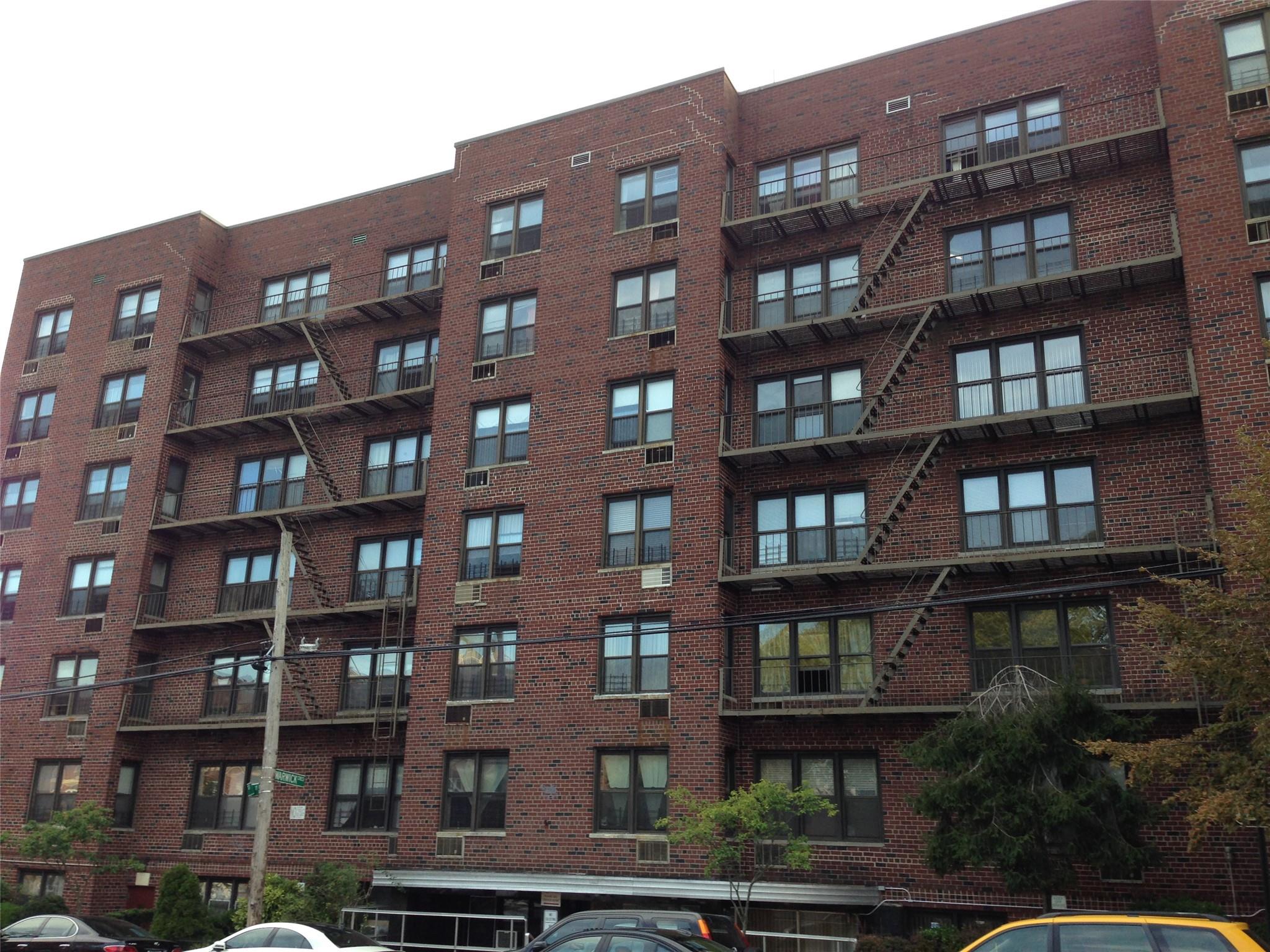 87-70 173rd Street 5e Property Photo 13
