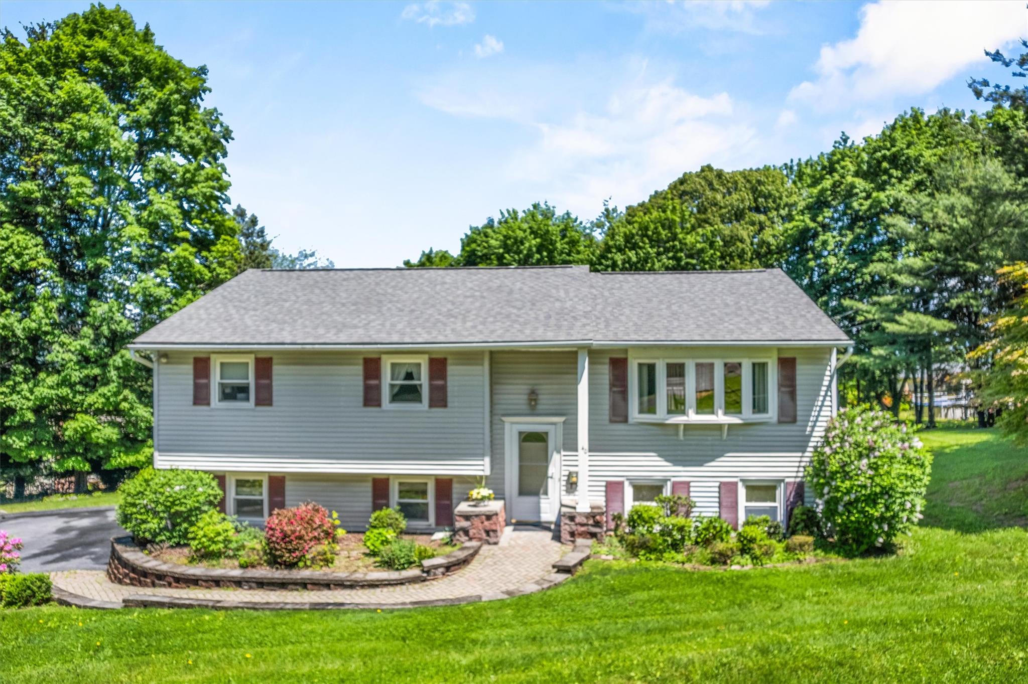 40 Highland Avenue Property Photo 1