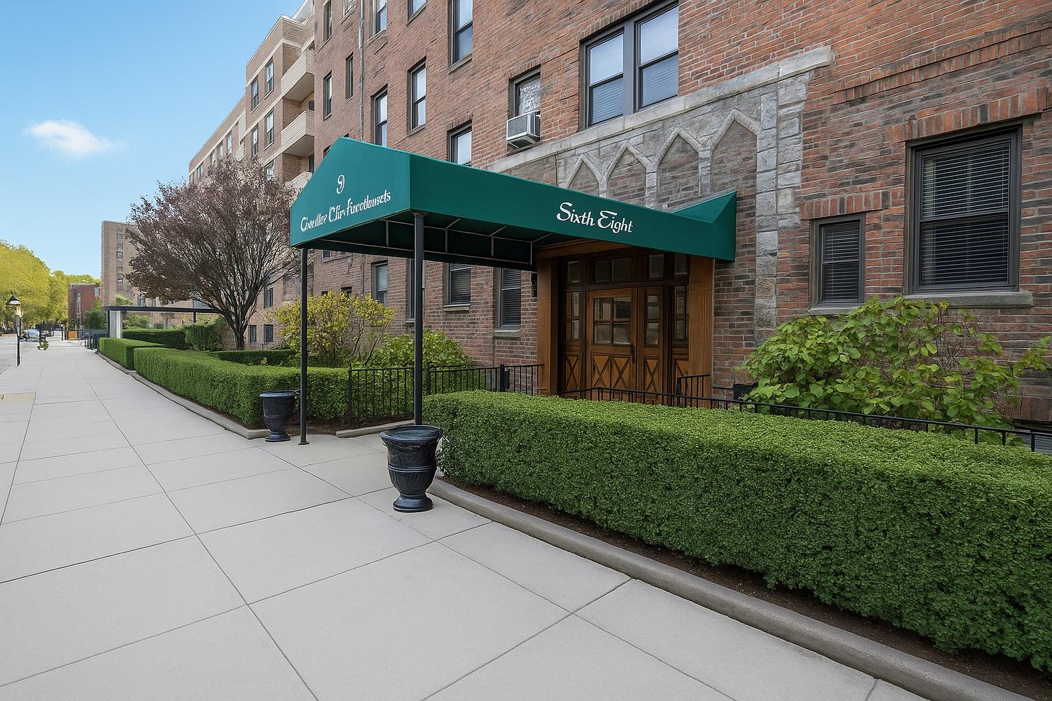 68 E Hartsdale Avenue 5E Property Photo 1