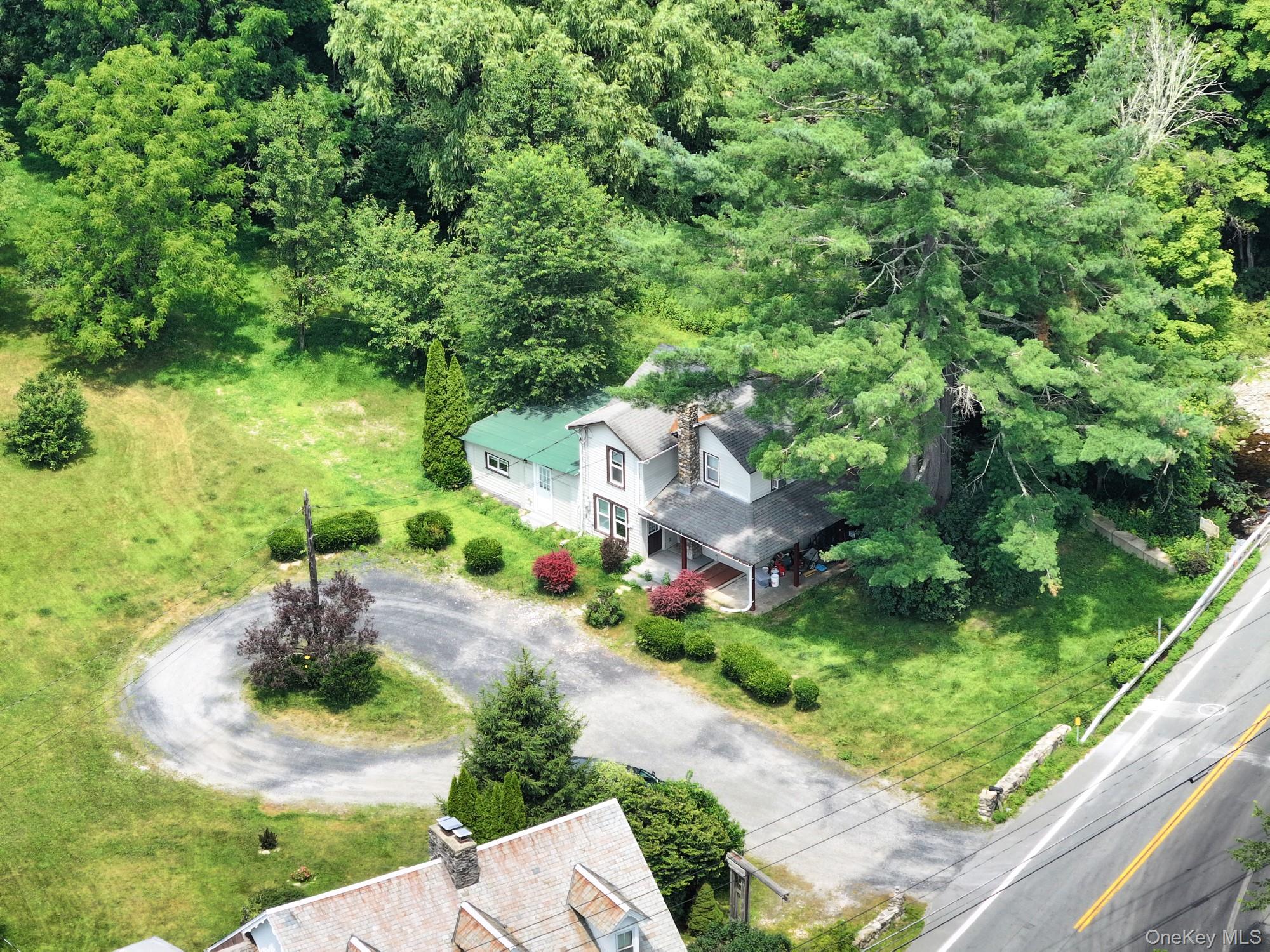 1753 State Route 209 Property Photo 1