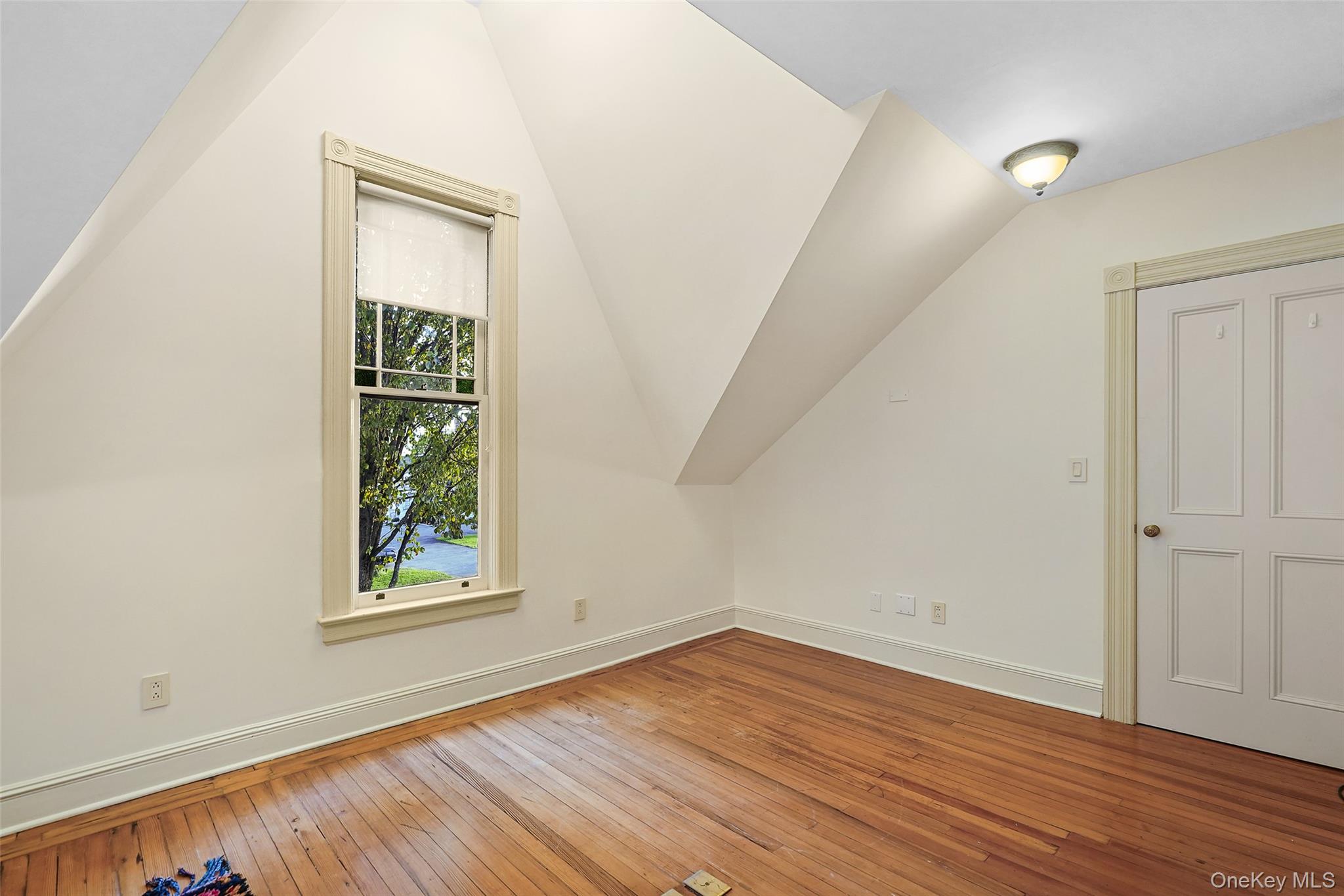 413-415 Bedford Road Property Photo 14