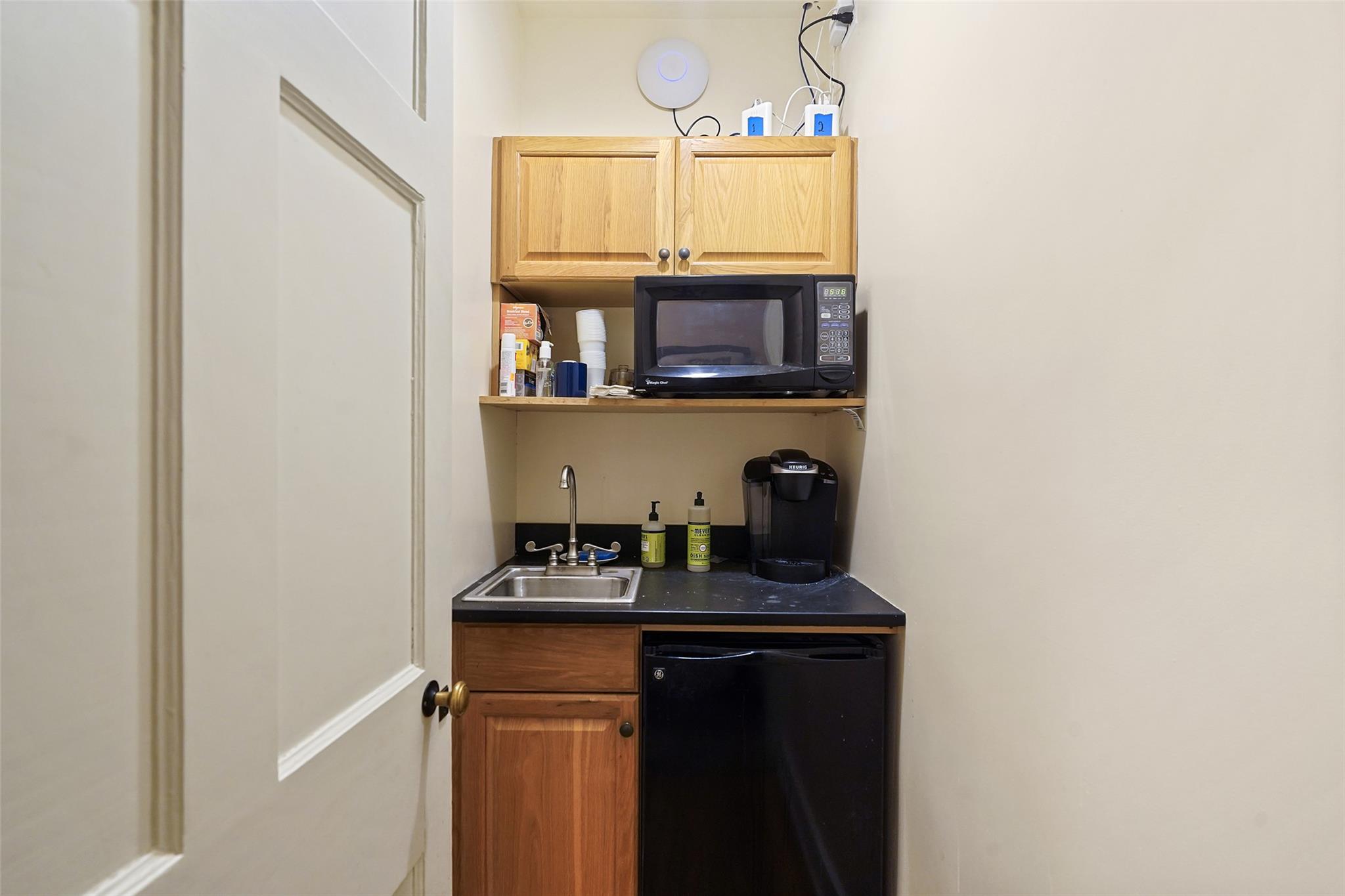 413-415 Bedford Road Property Photo 16