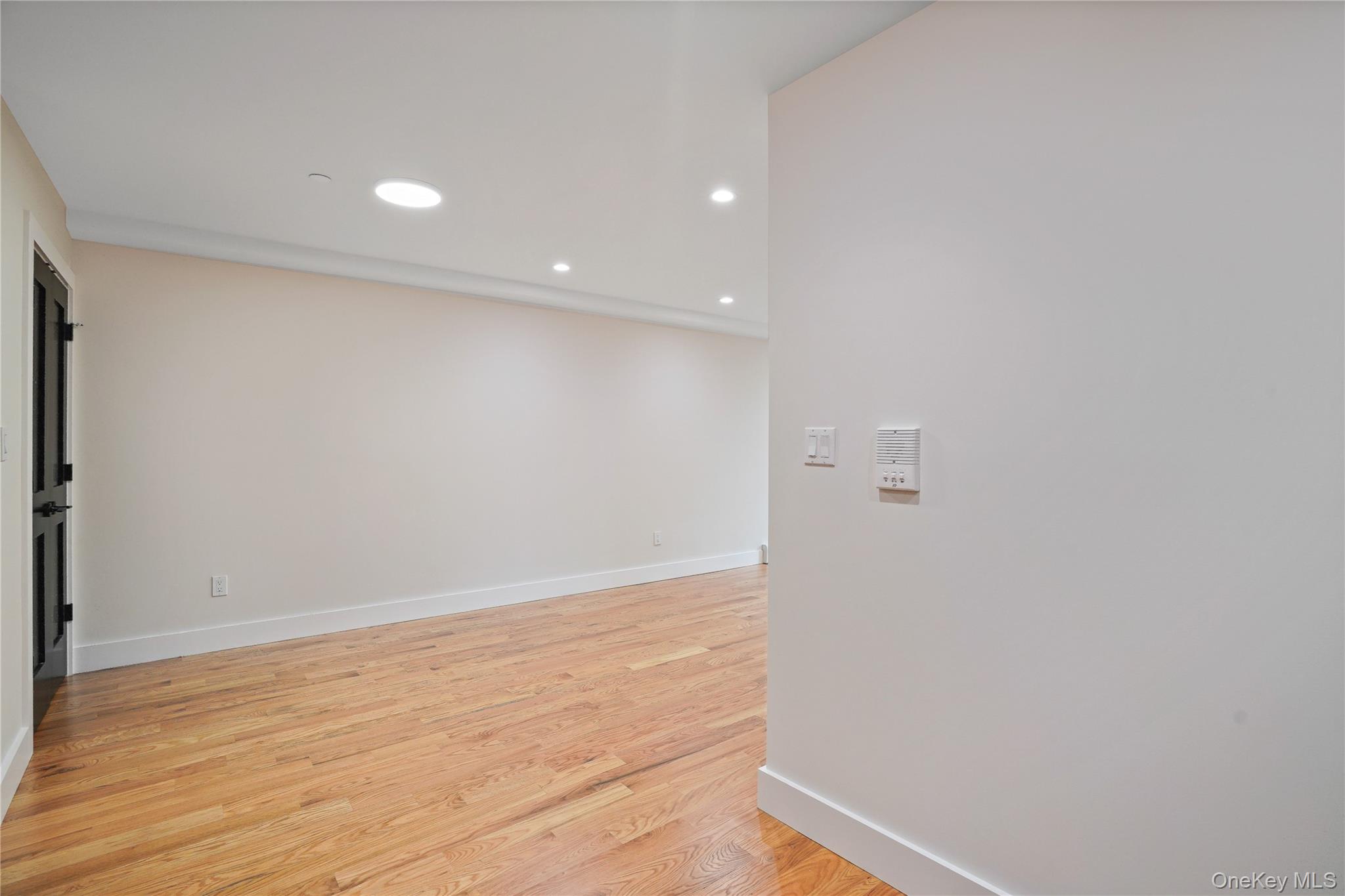 6014 Menahan Street Property Photo 13