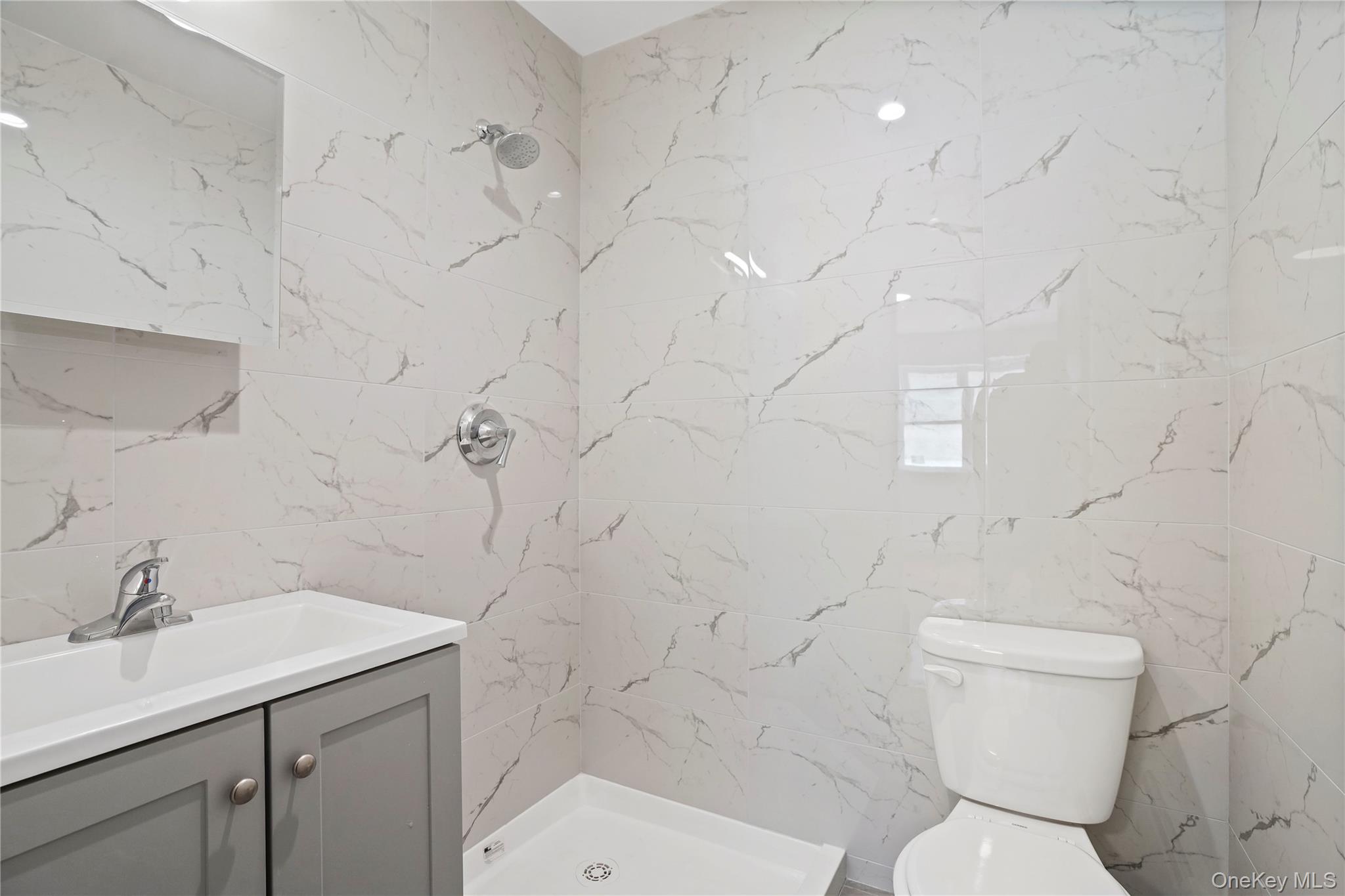 6014 Menahan Street Property Photo 16