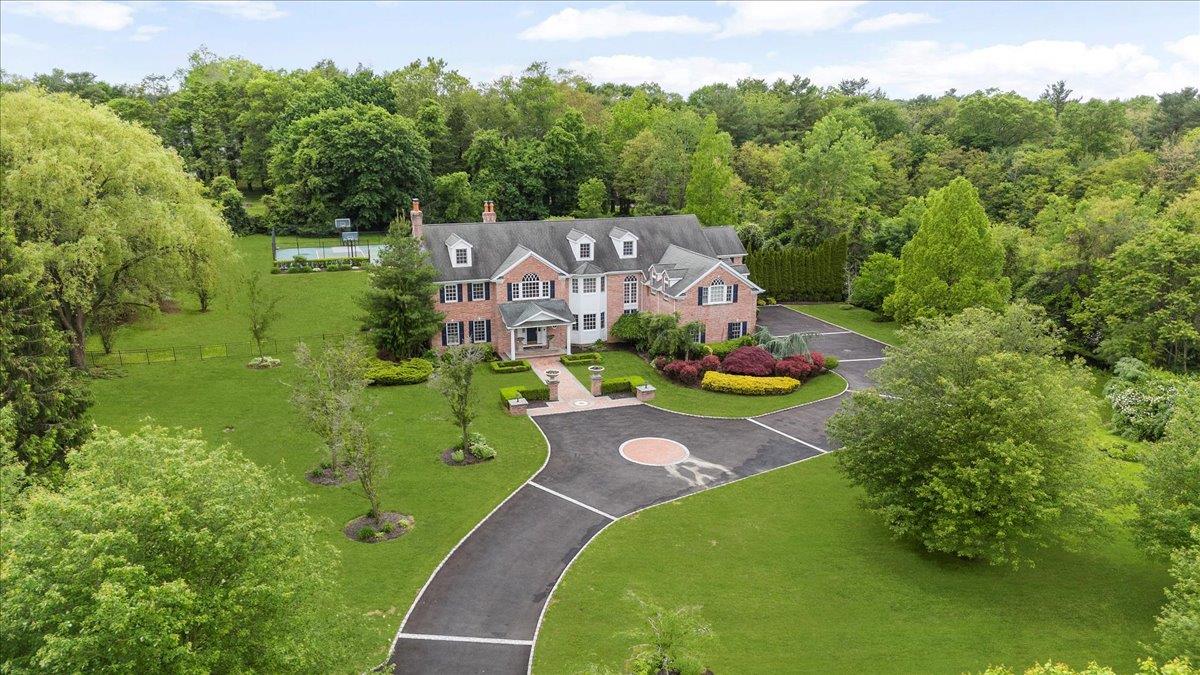 2 Pen Mor Drive Property Photo 1