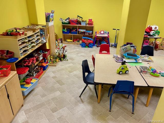 33-45 92 Street 4k Property Photo 11