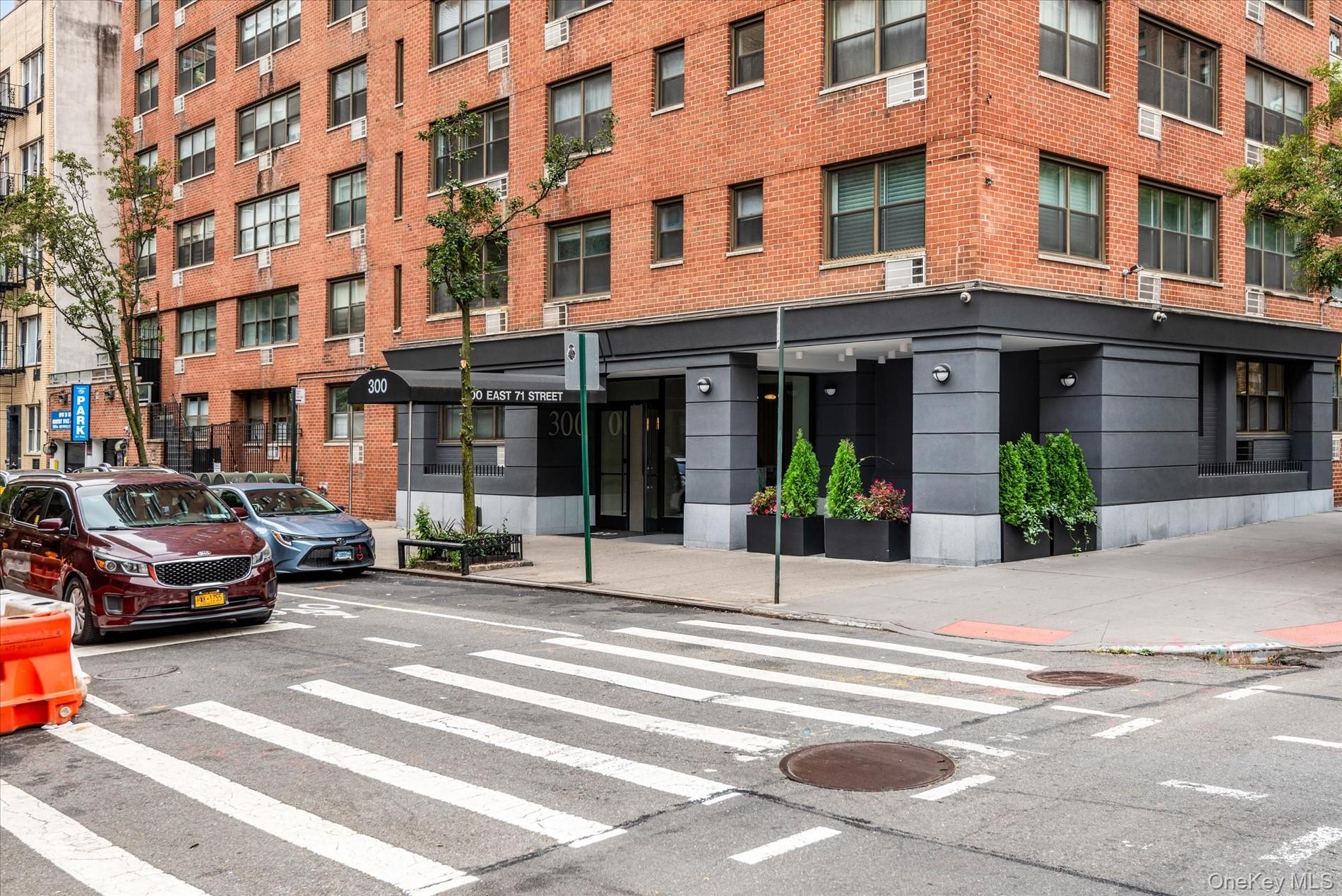 300 E 71st Street 15R