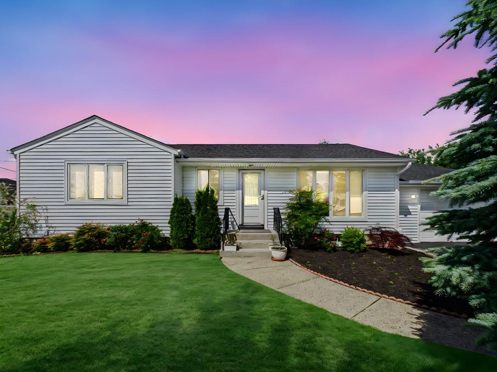 22 Lenore Avenue Property Photo 1