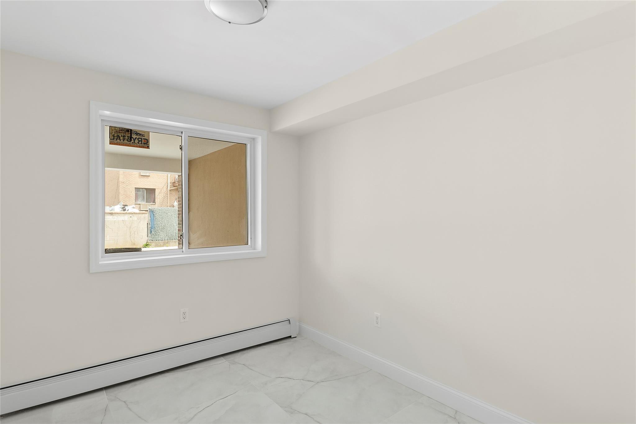 104-47 49 Avenue Property Photo 6