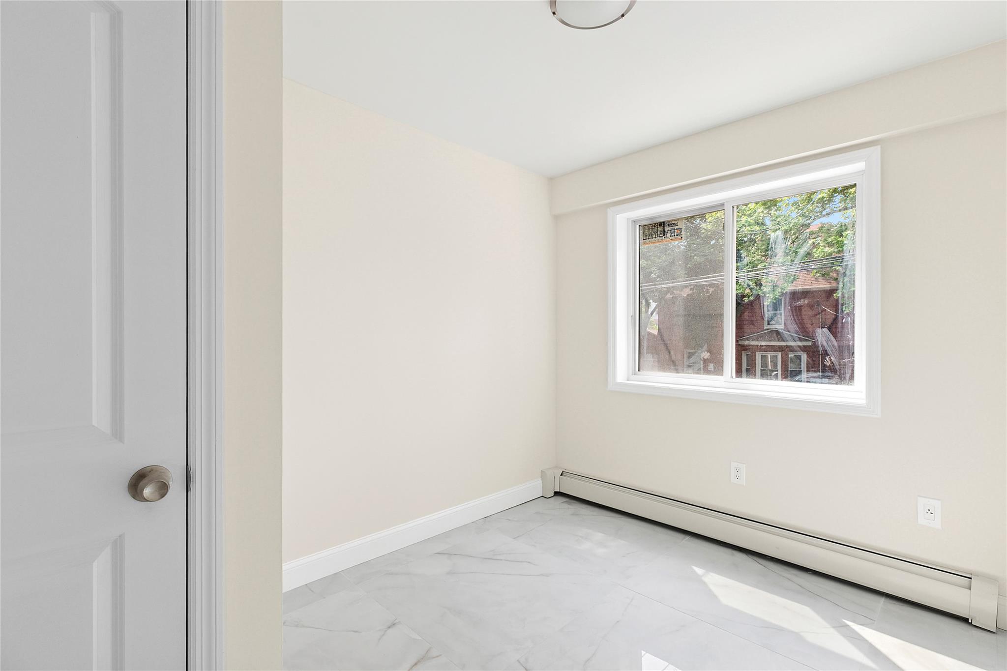 104-49 49 Avenue Property Photo 8