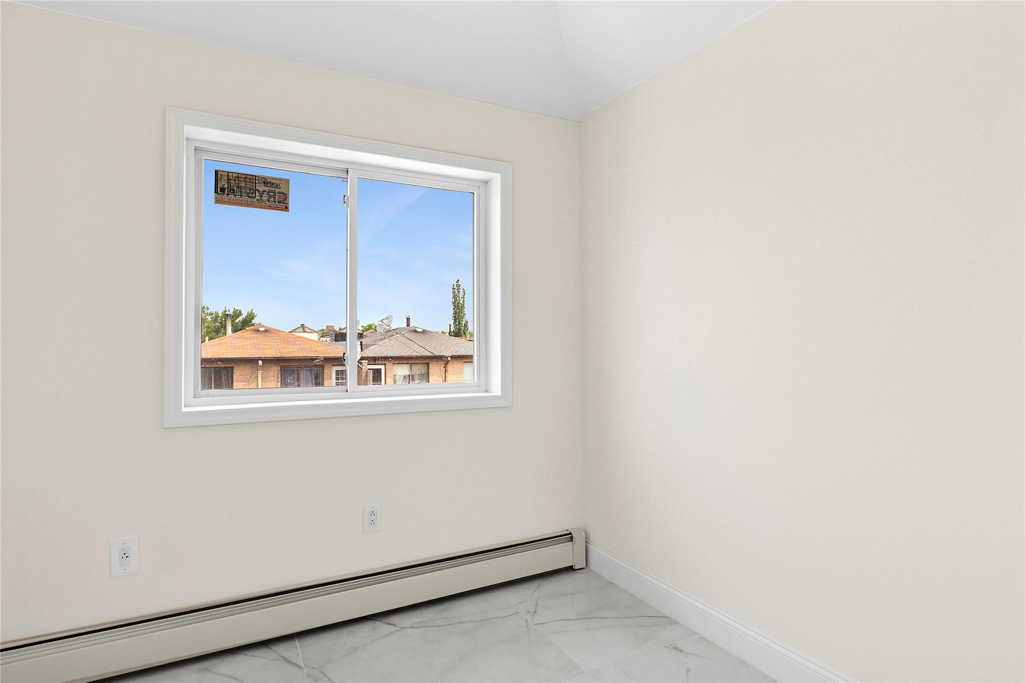 104-49 49 Avenue Property Photo 14