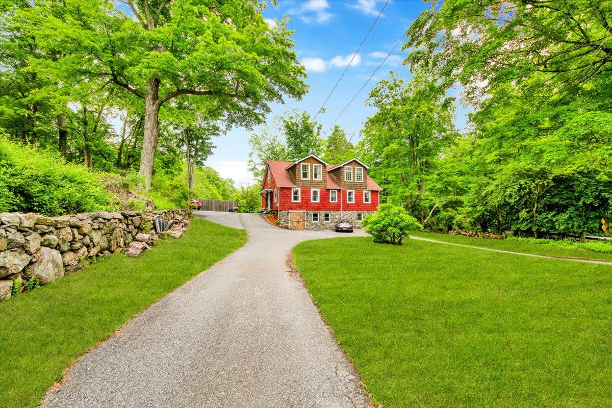 161 Goldens Bridge Road Property Photo 1