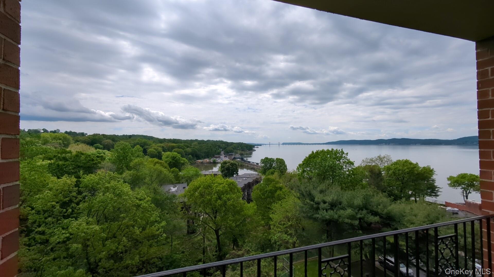 16 Rockledge Avenue 5b1 Property Photo 1