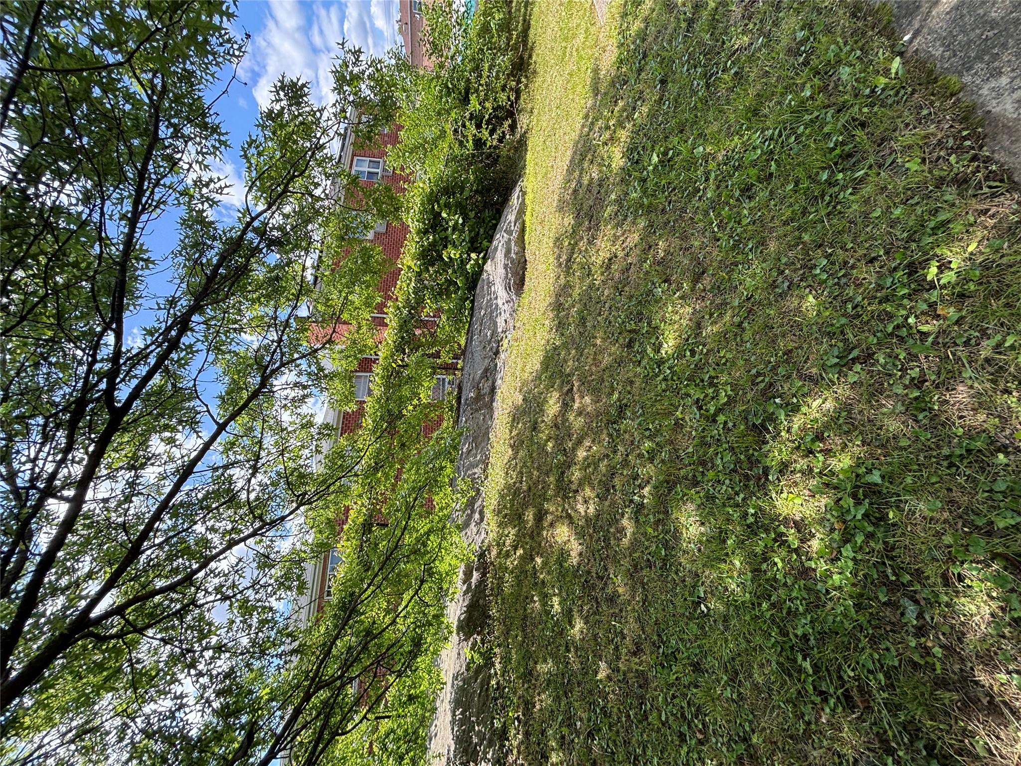 2110 Light Street Property Photo 8