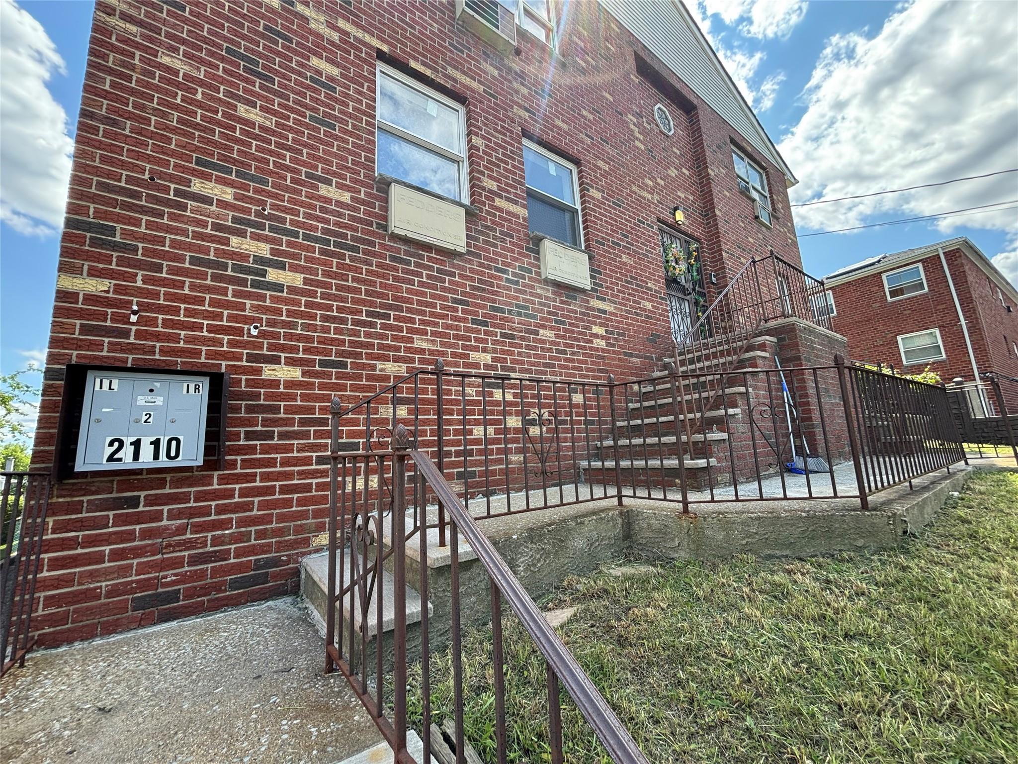 2110 Light Street Property Photo 14