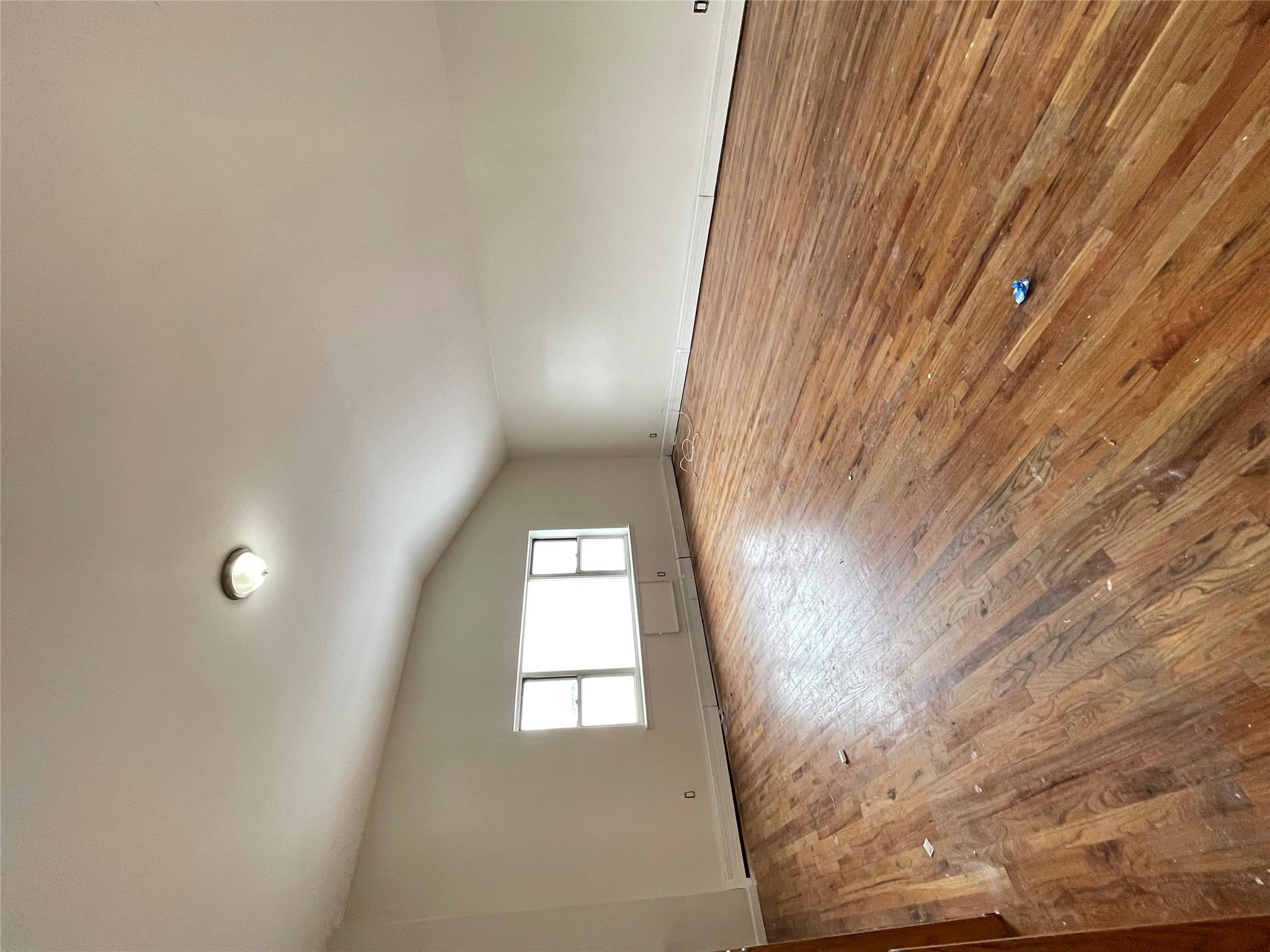 2110 Light Street Property Photo 16