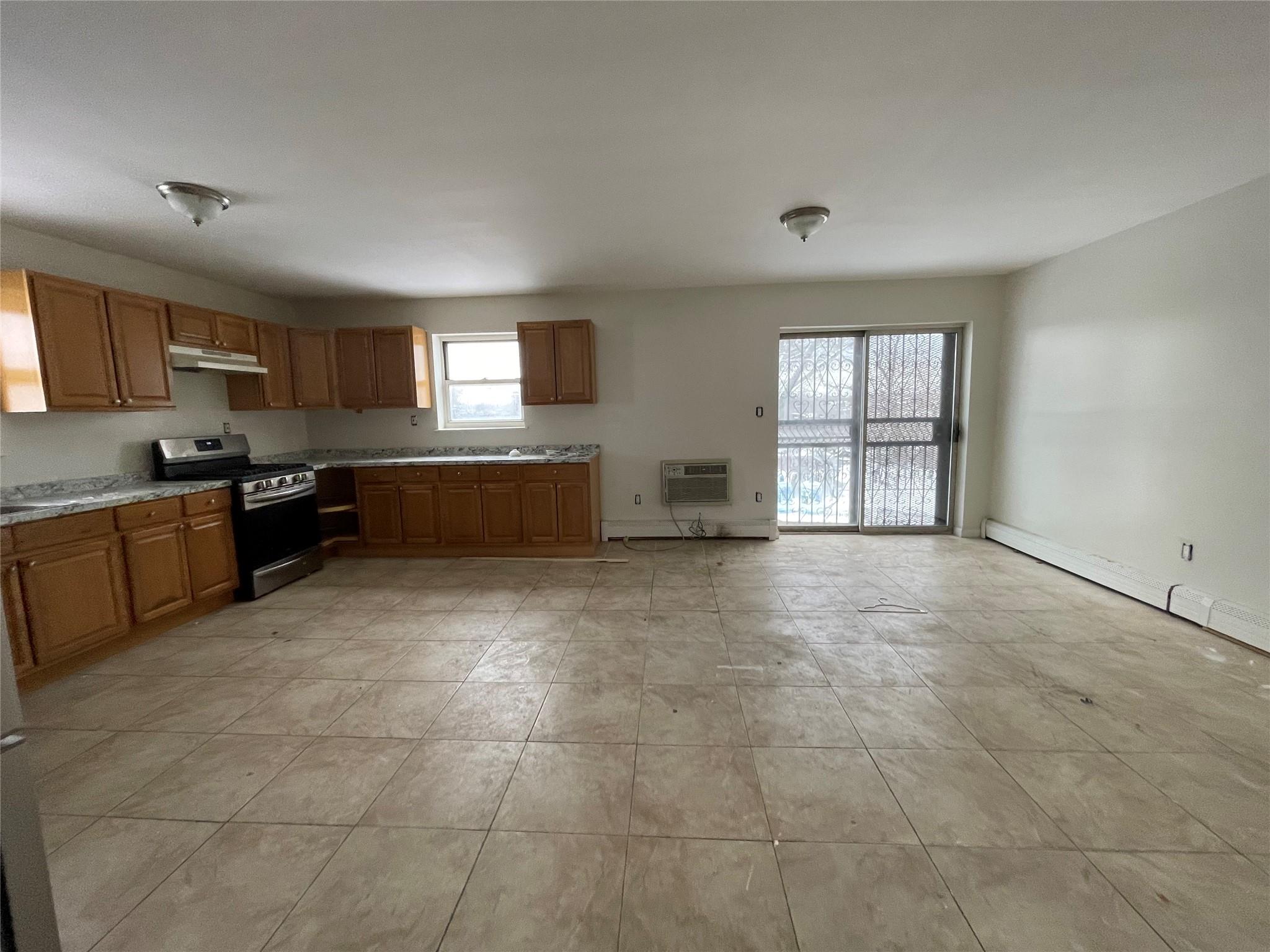 2110 Light Street Property Photo 18