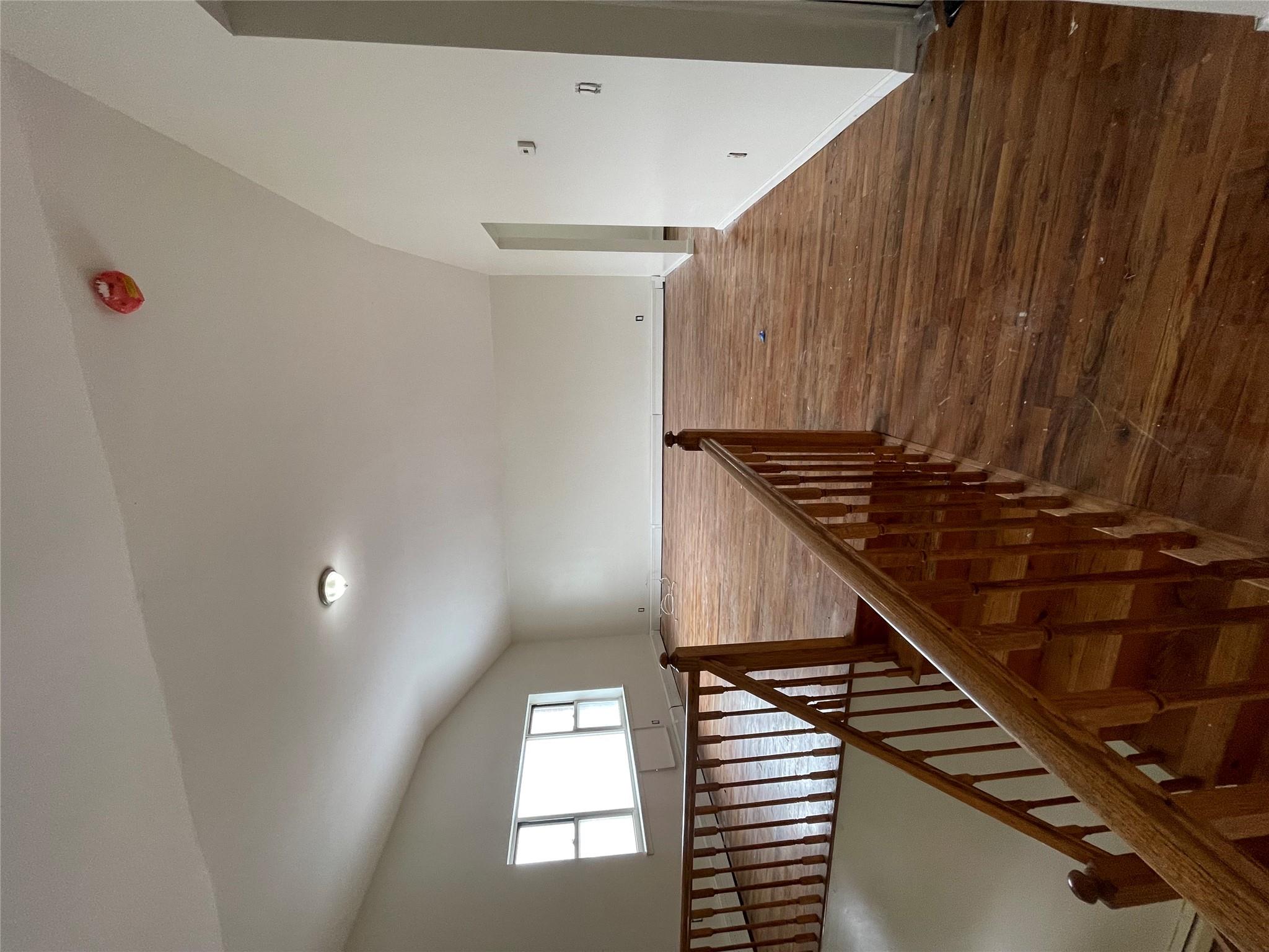 2110 Light Street Property Photo 28