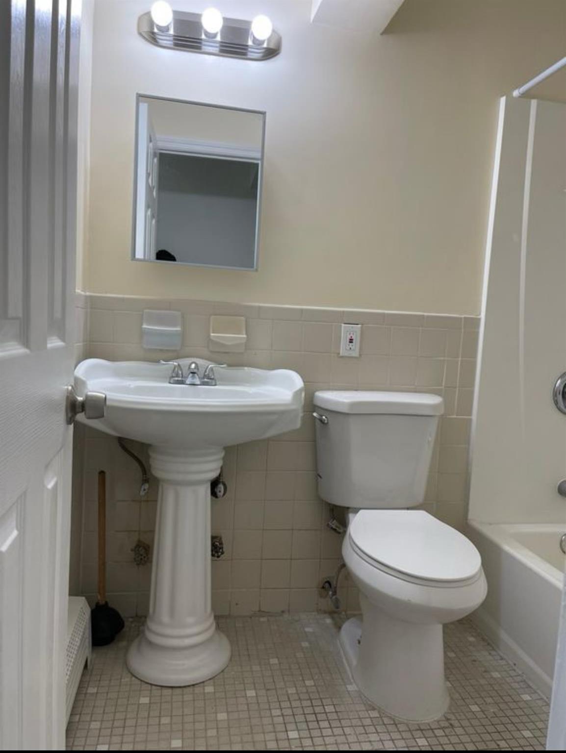 2110 Light Street Property Photo 39