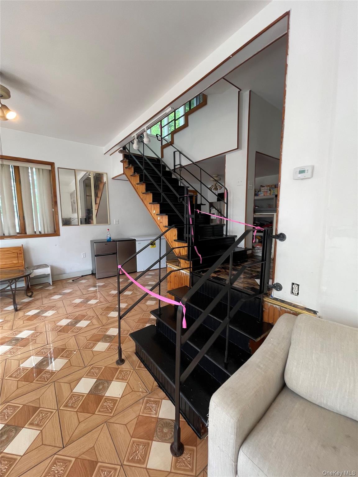 230 Park Avenue Property Photo 12