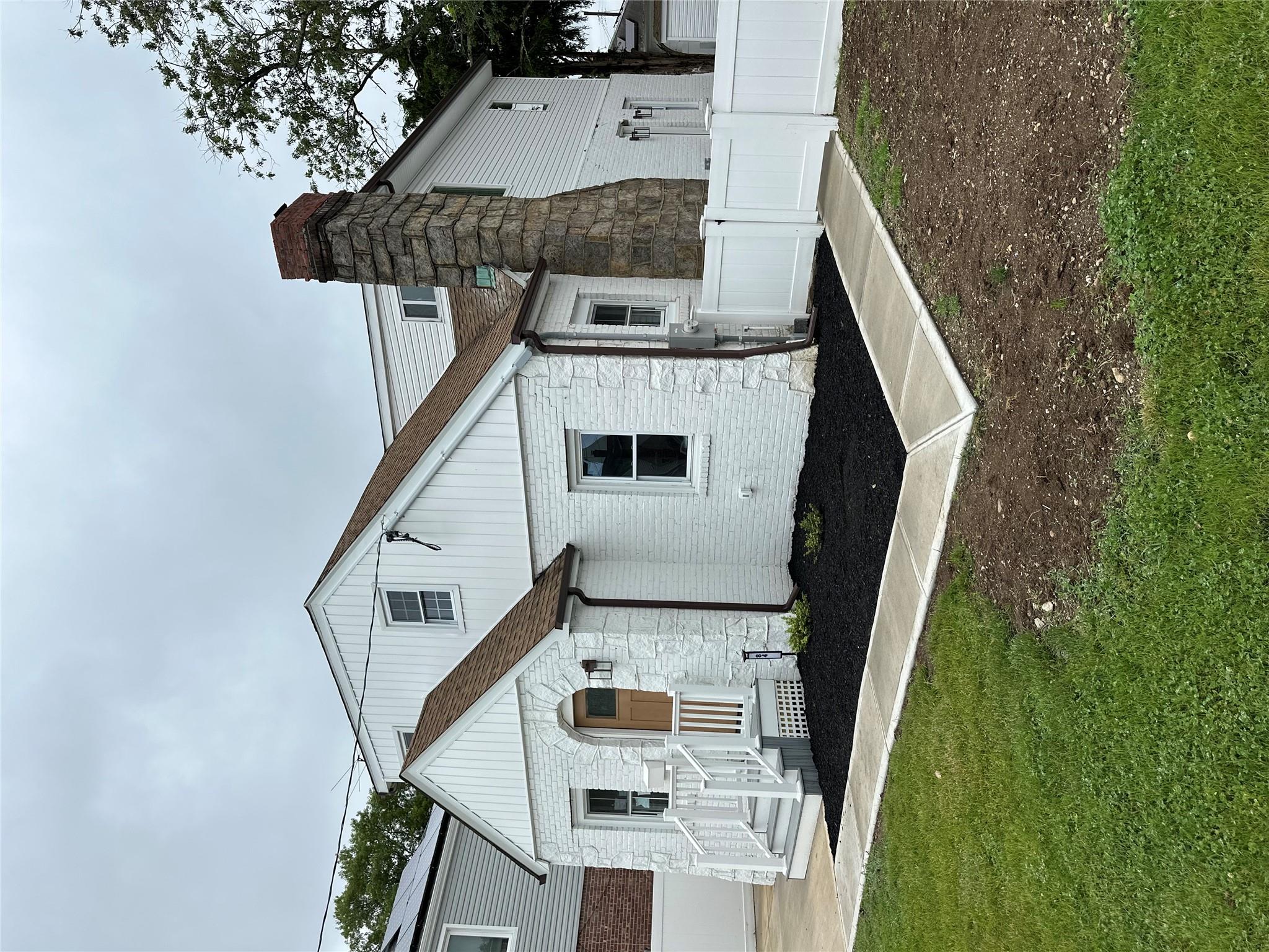 84 Windsor Property Photo 1