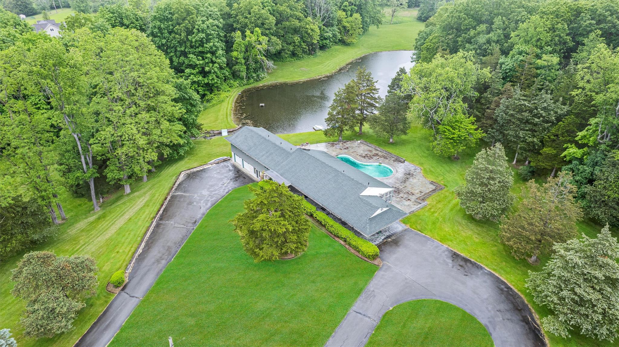 736 State Route 94 Property Photo 1