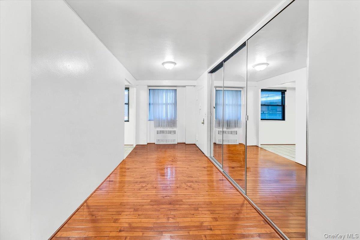 4705 Henry Hudson Parkway 7f Property Photo 6