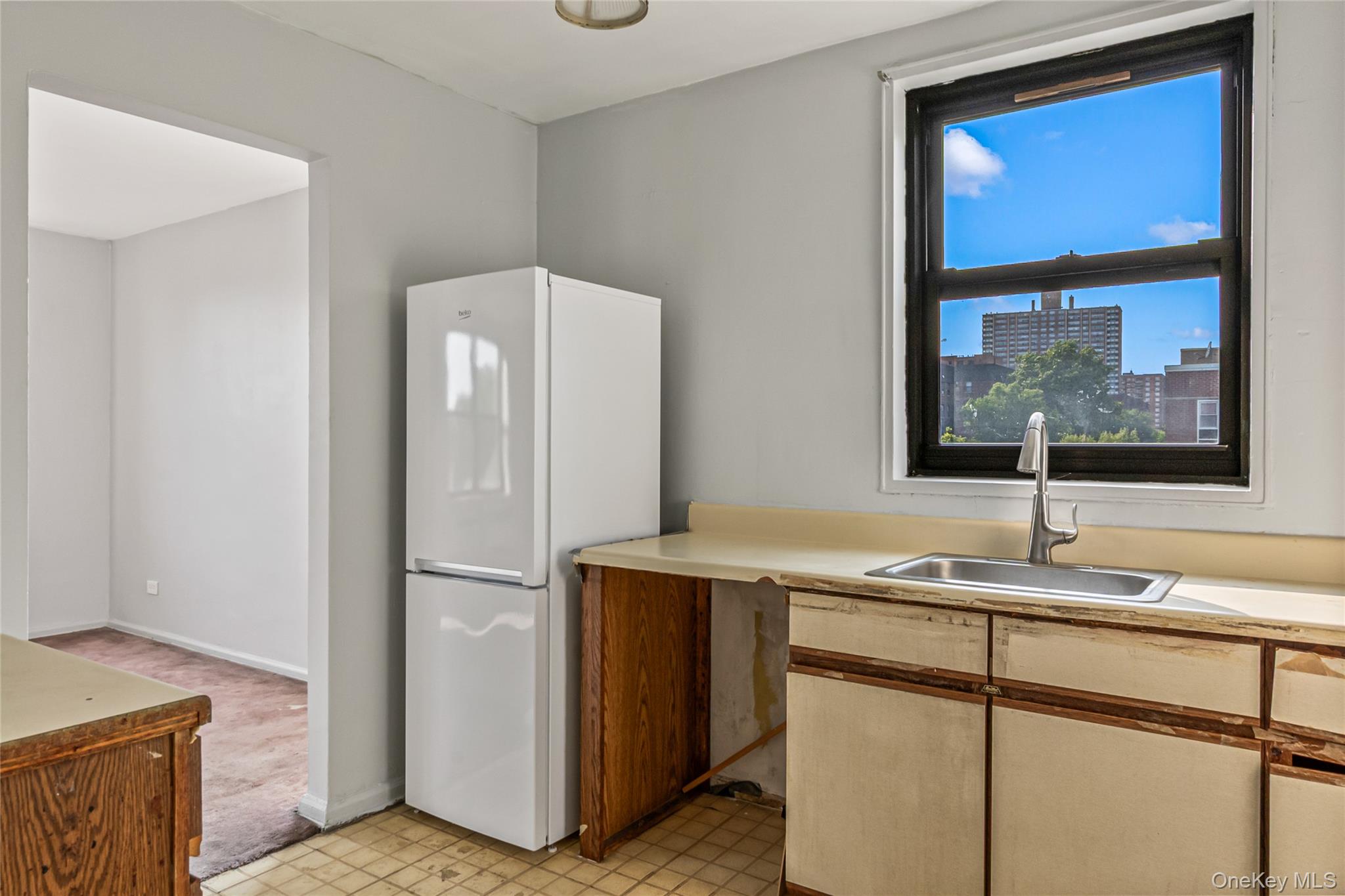 140-15 Holly Avenue 4e Property Photo 12