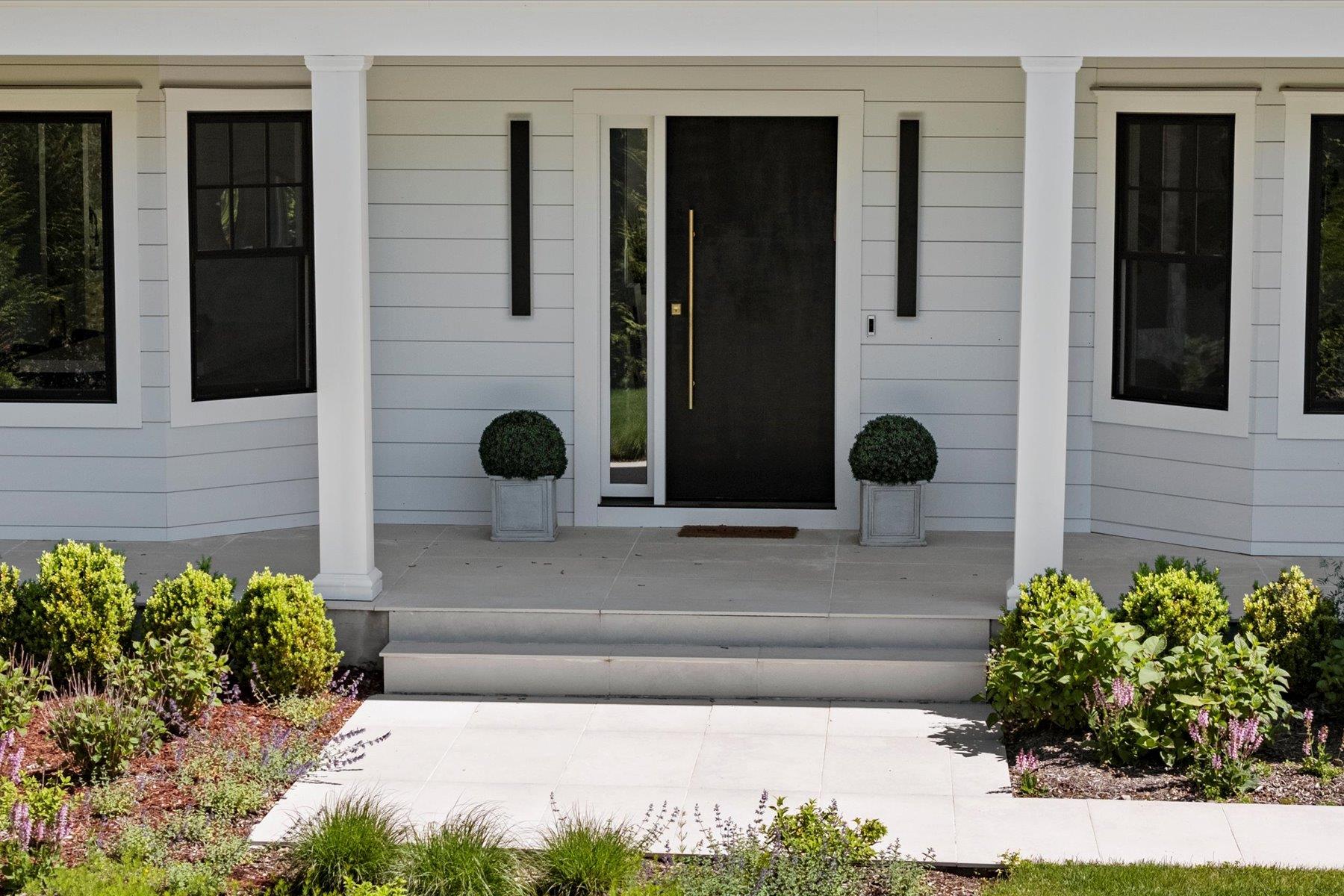 58 Country Club Drive Property Photo 2