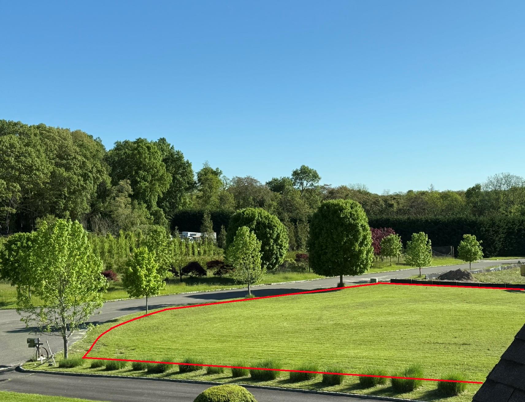 8 Lois Lane Property Photo 1