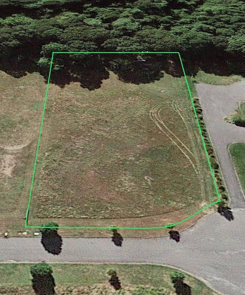 8 Lois Lane Property Photo 4