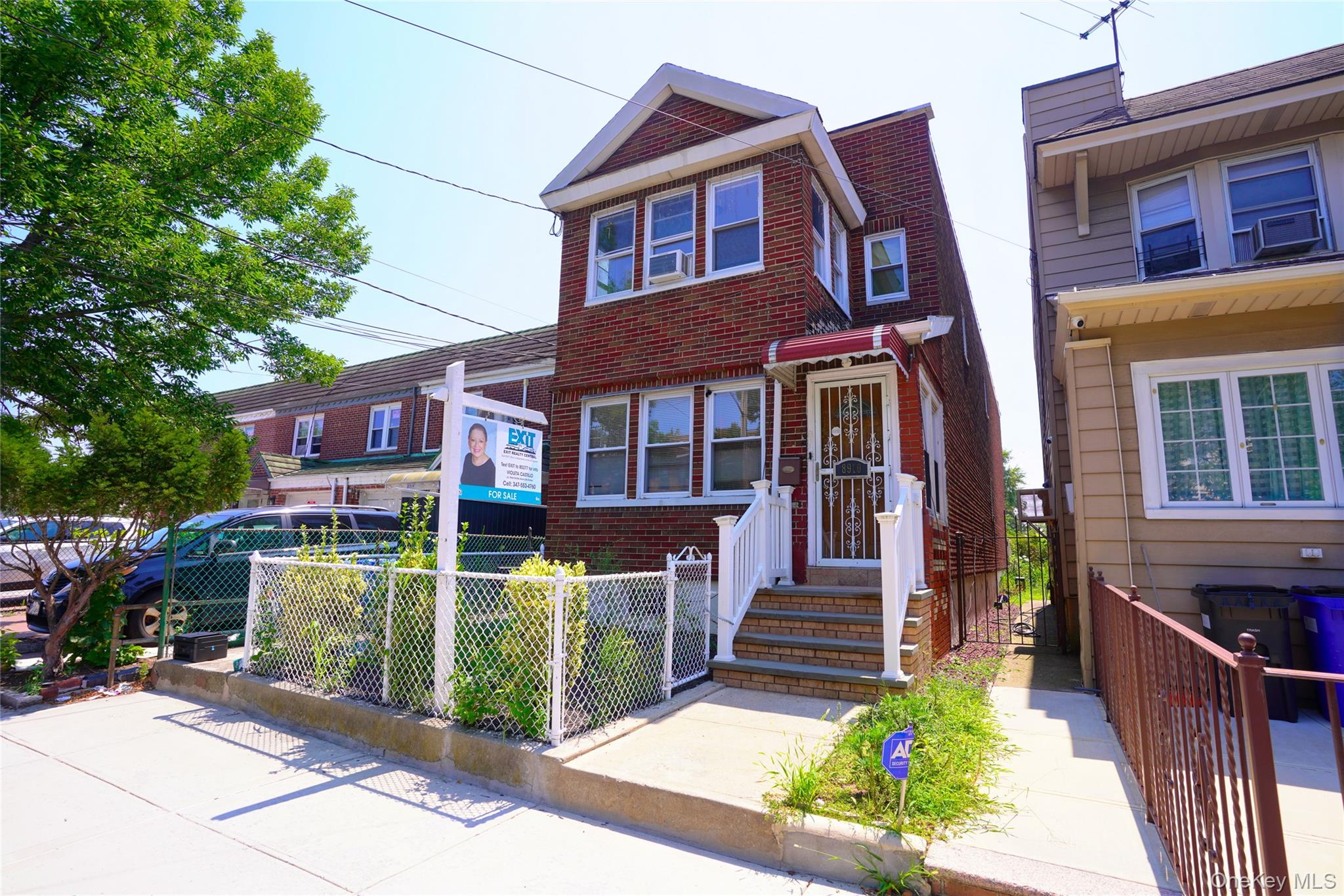 89-10 91 Avenue Property Photo 2