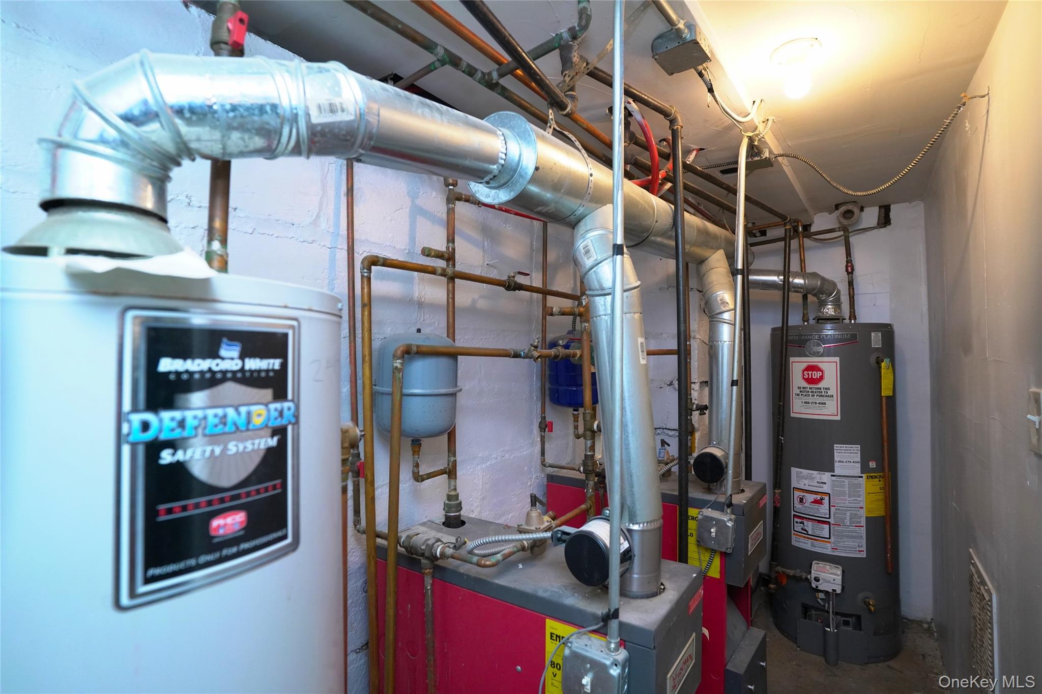 89-10 91 Avenue Property Photo 20