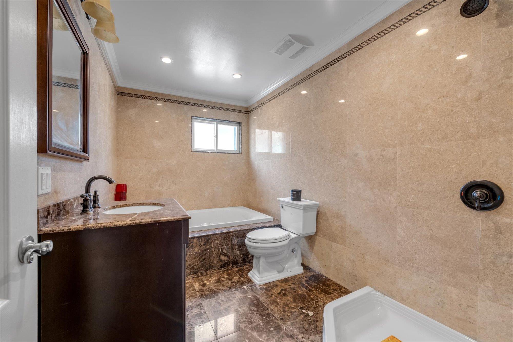 90 Milford Street Property Photo 9