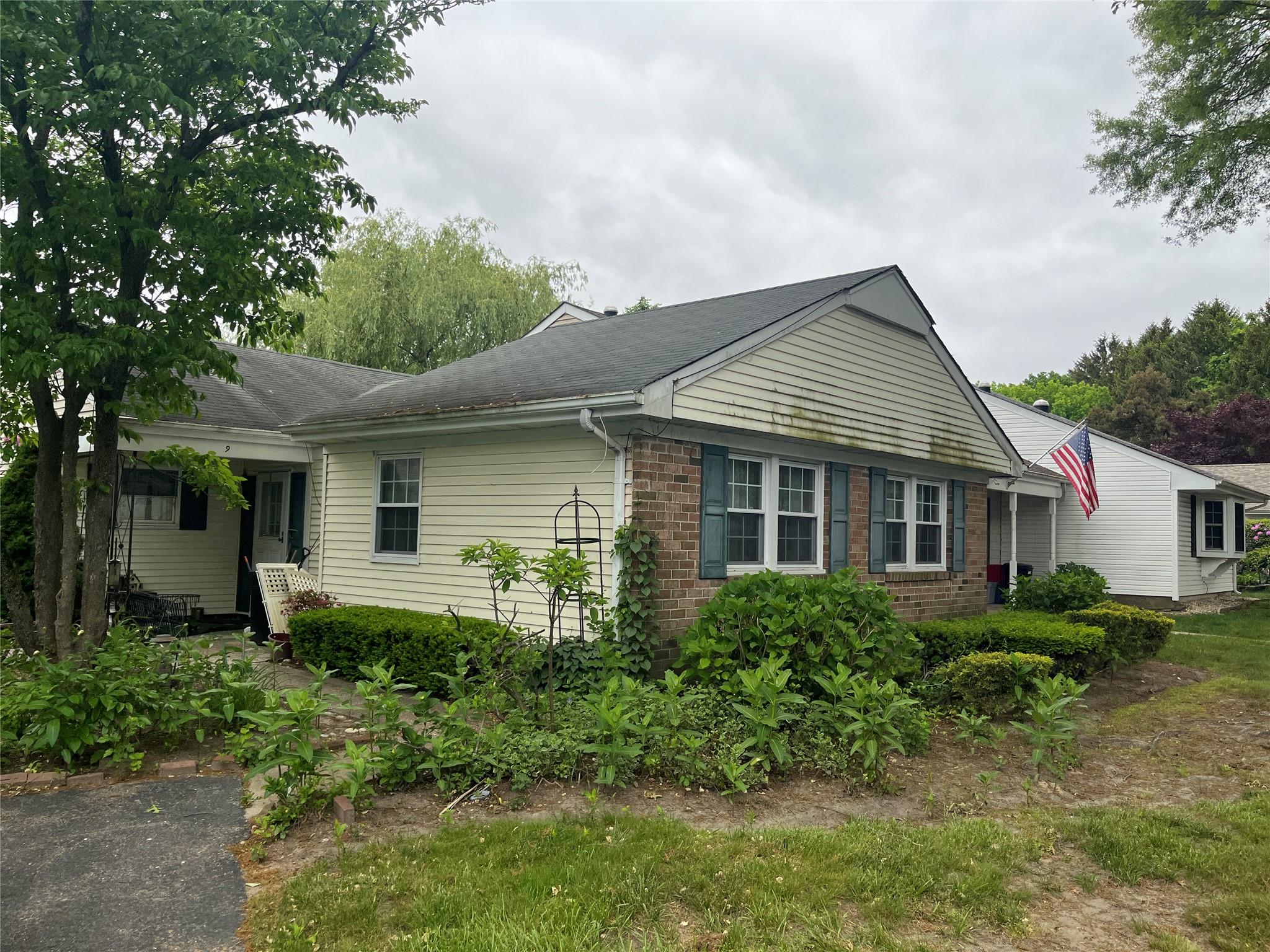 9 Forge Ln Property Photo 1