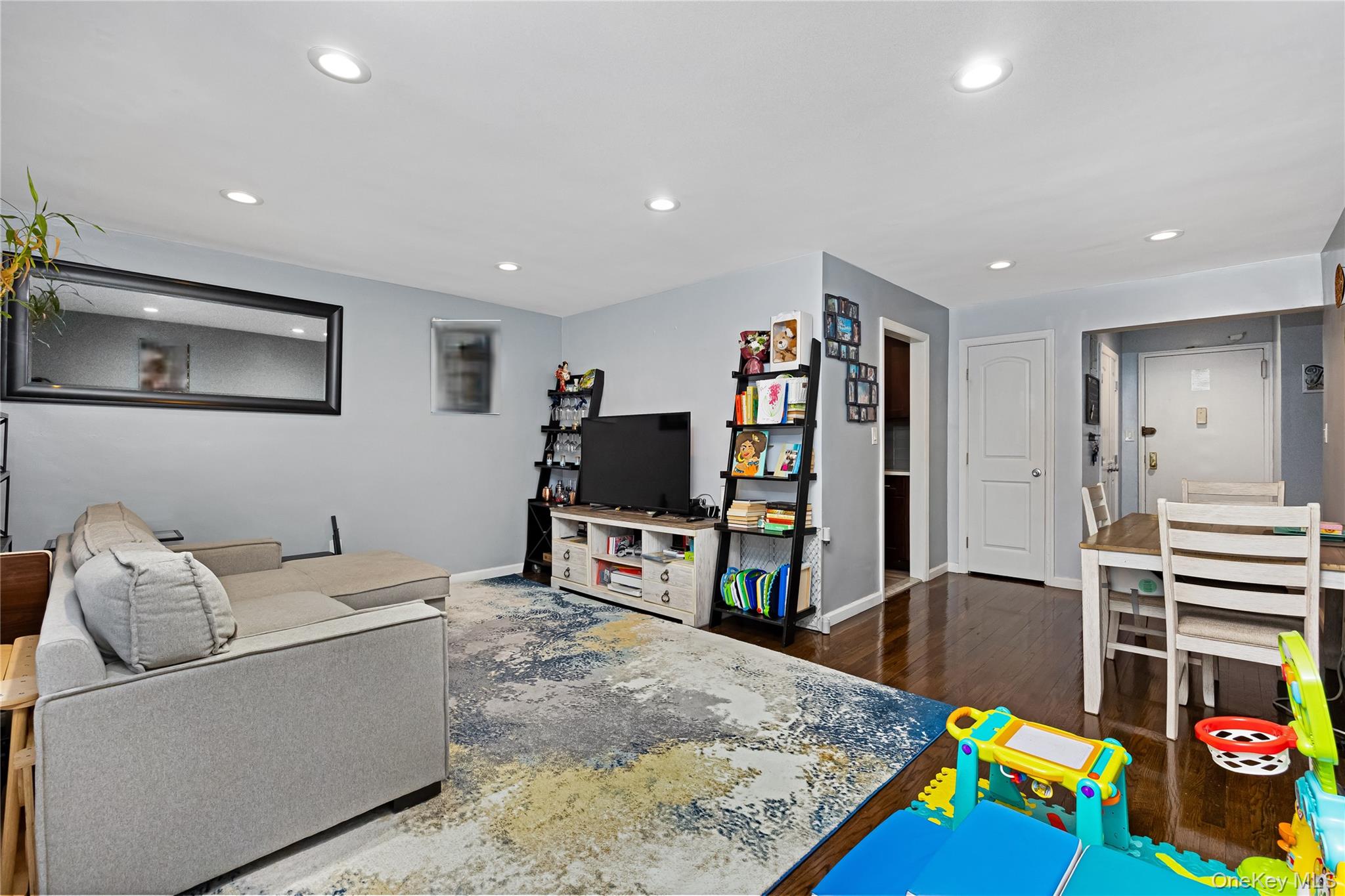 88-25 155th Avenue 2m Property Photo 4