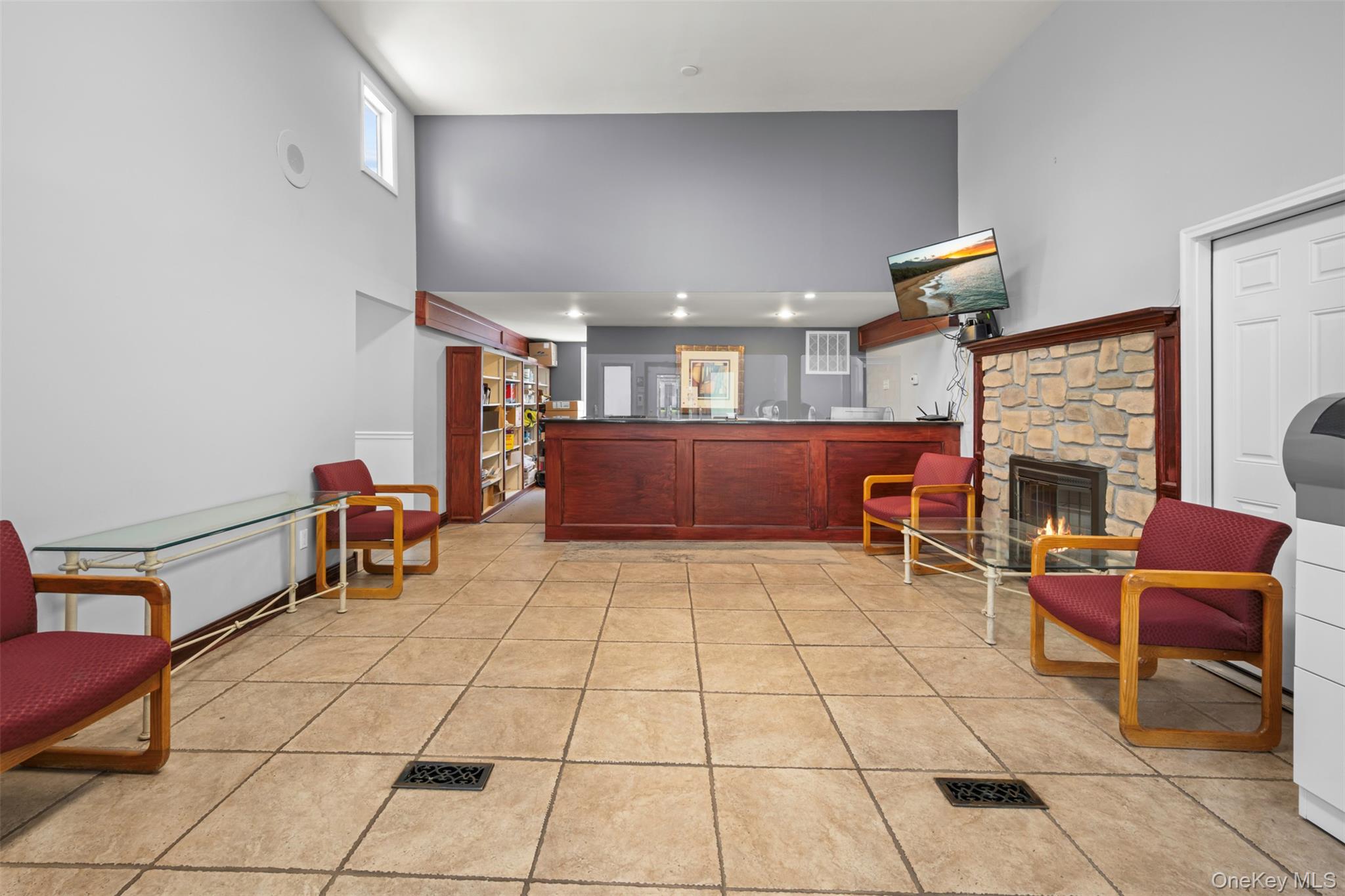 10 Hunter Avenue Property Photo 7