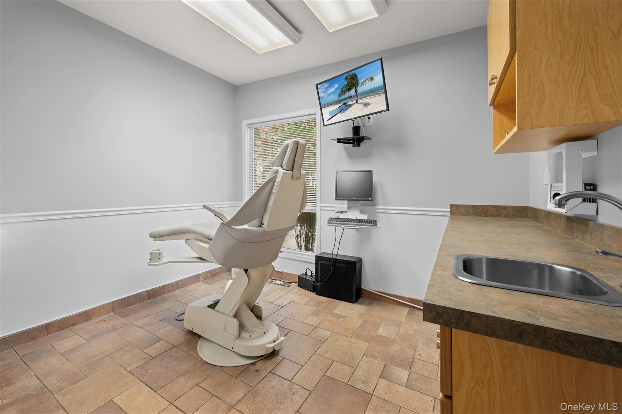 10 Hunter Avenue Property Photo 23