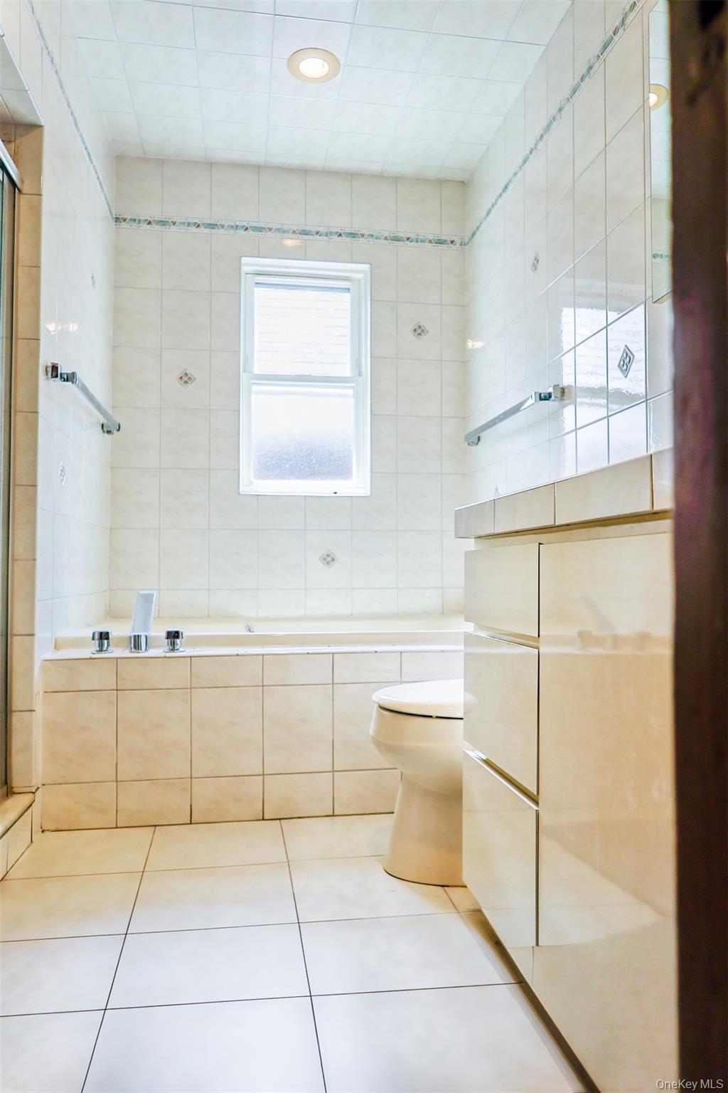 5428 65th Place Property Photo 12