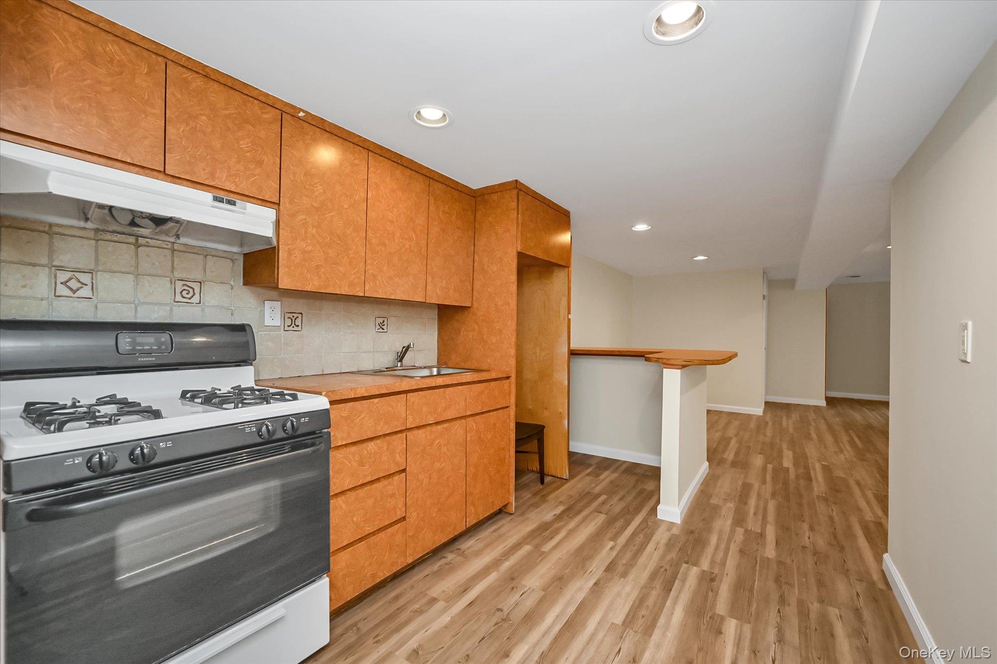 5428 65th Place Property Photo 24