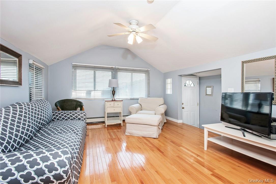25 B Edgewater Park 25 B Property Photo 7