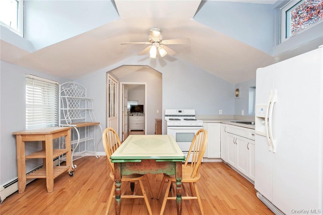 25 B Edgewater Park 25 B Property Photo 9