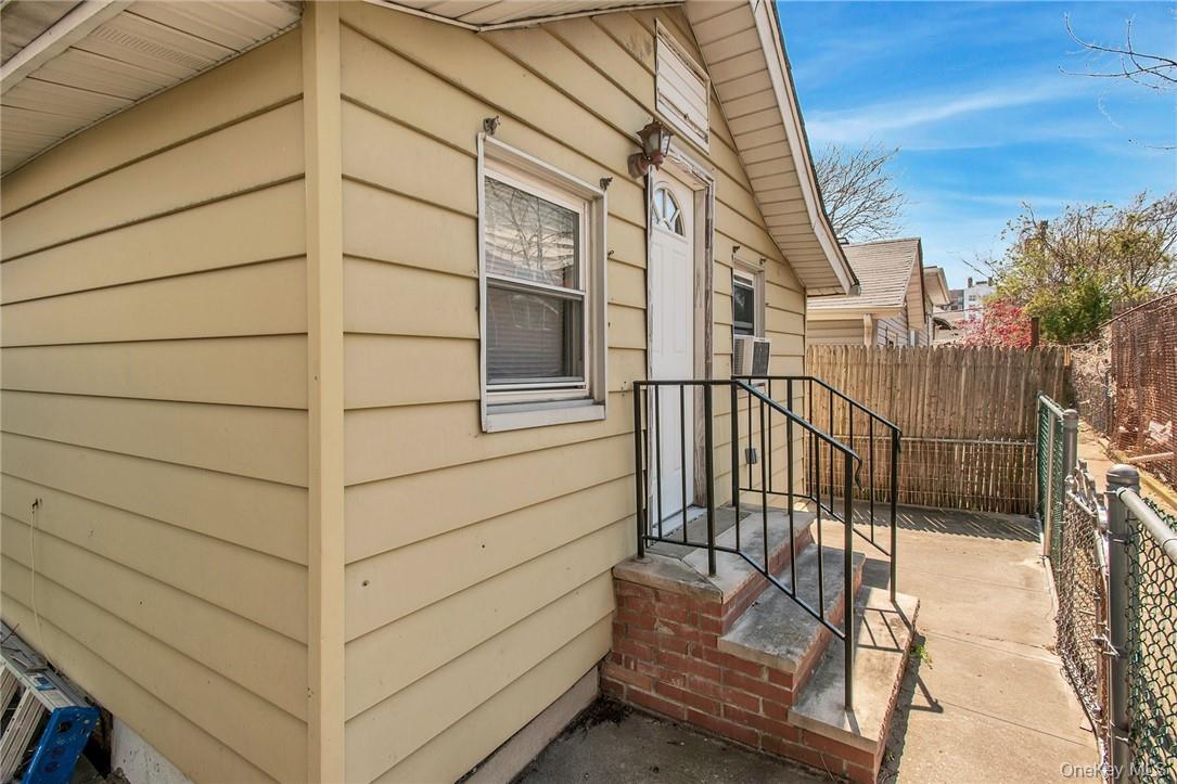 25 B Edgewater Park 25 B Property Photo 18