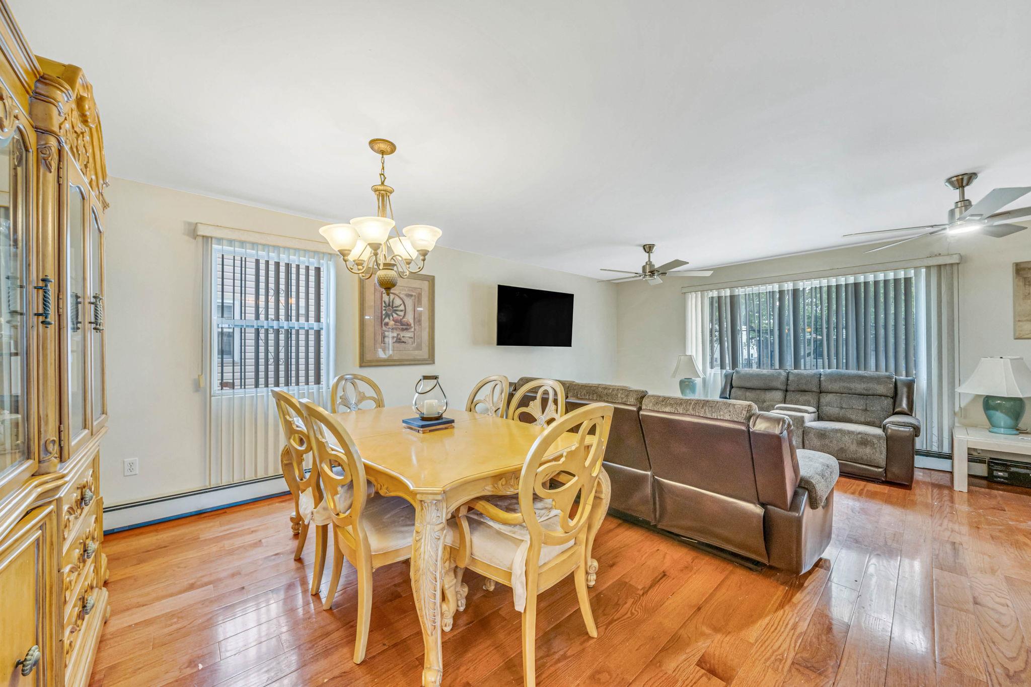 14015 159th Street Property Photo 5