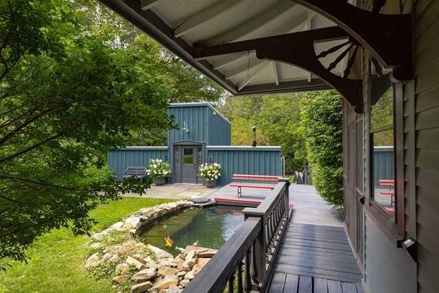 5 Old Depot Way Property Photo 7