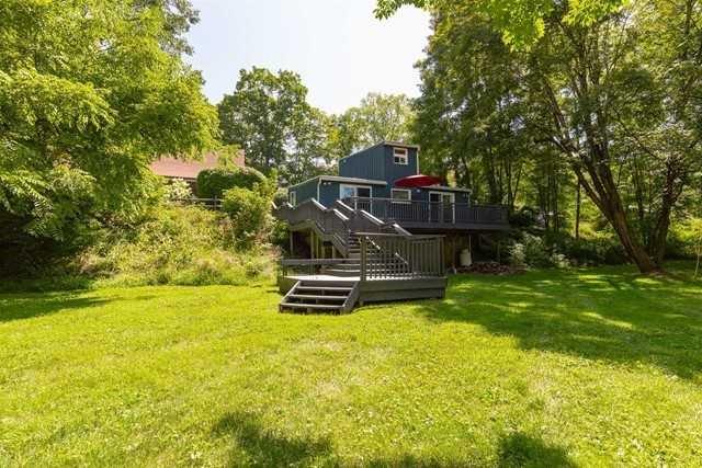 5 Old Depot Way Property Photo 8