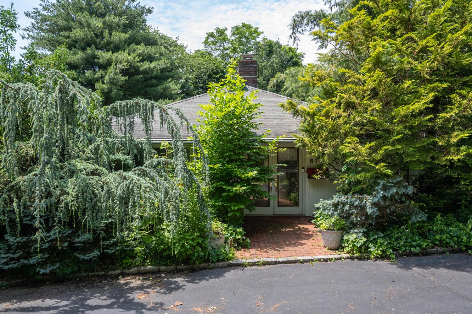 61 Locust Lane