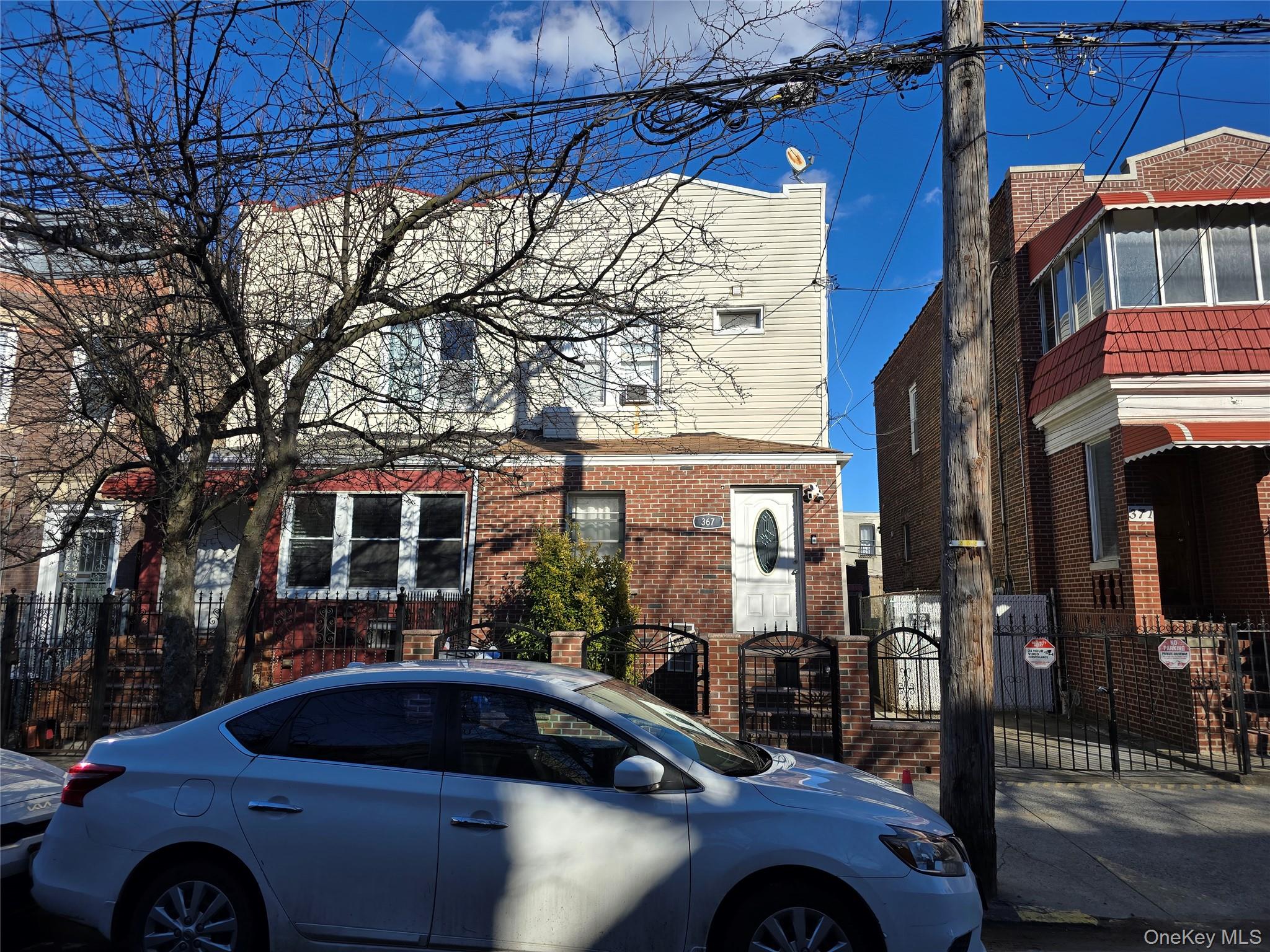 367 Lincoln Avenue Property Photo 1